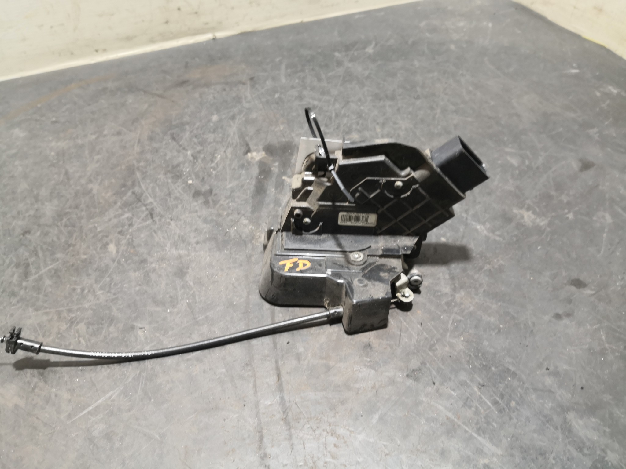 Fecho da Porta Frente Dto FORD FOCUS II (DA_, HCP, DP) | 04 - 13 Imagem-1