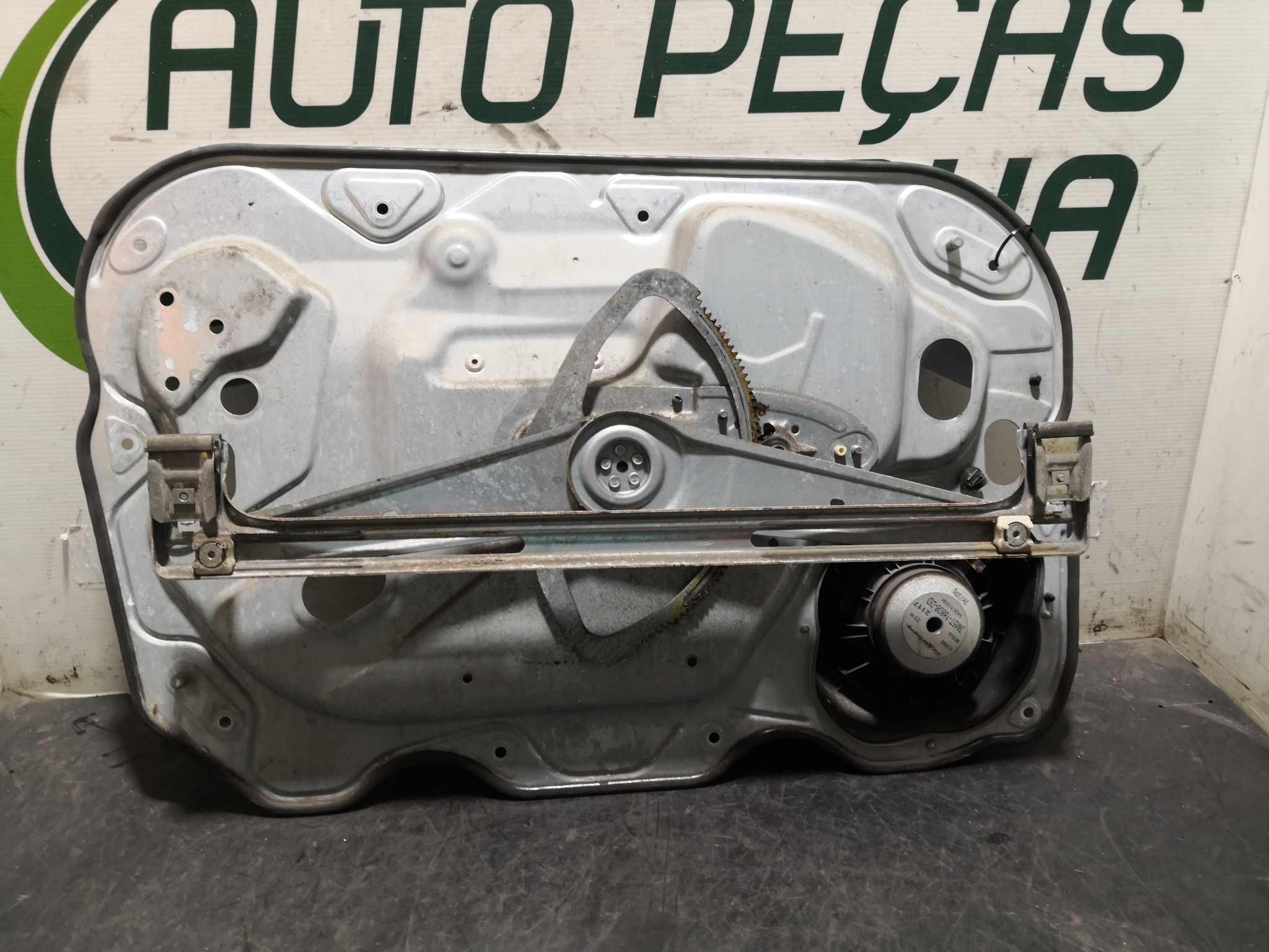 Elevador Frente Dto Electrico FORD FOCUS II (DA_, HCP, DP) | 04 - 13 Imagem-2