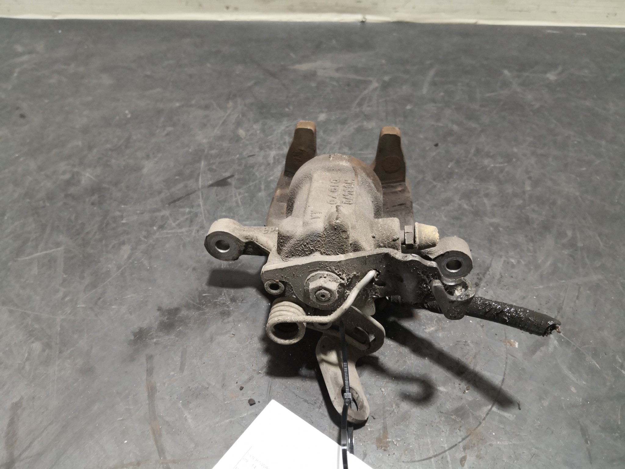 Pinça Trás Esq VOLKSWAGEN GOLF VI Variant (AJ5) | 09 - 14 Imagem-2