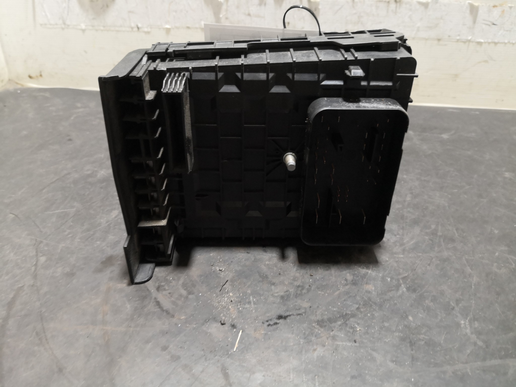 Caixa dos Fusíveis VOLKSWAGEN GOLF VI Variant (AJ5) | 09 - 14 Imagem-1