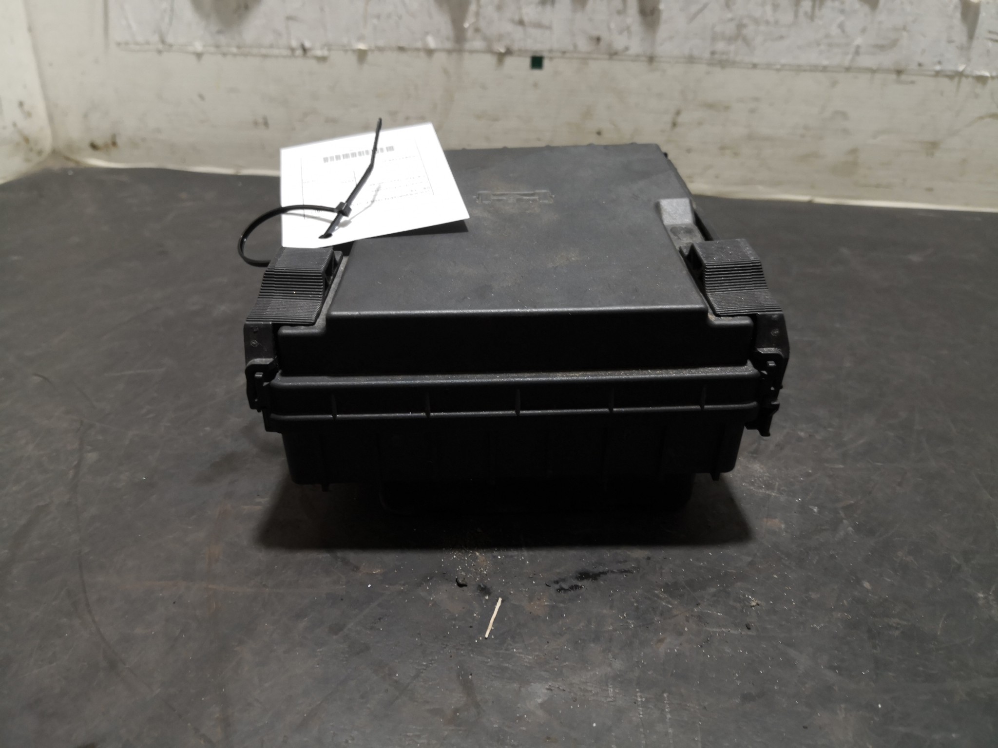 Caixa dos Fusíveis VOLKSWAGEN GOLF VI Variant (AJ5) | 09 - 14 Imagem-2