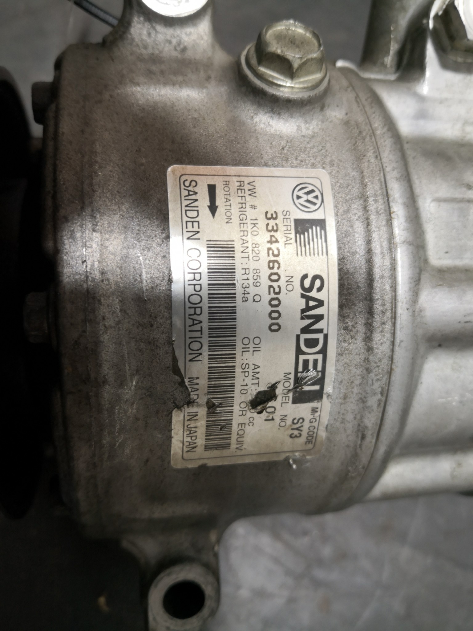 Compressor do Ar condicionado VOLKSWAGEN GOLF VI Variant (AJ5) | 09 - 14 Imagem-1