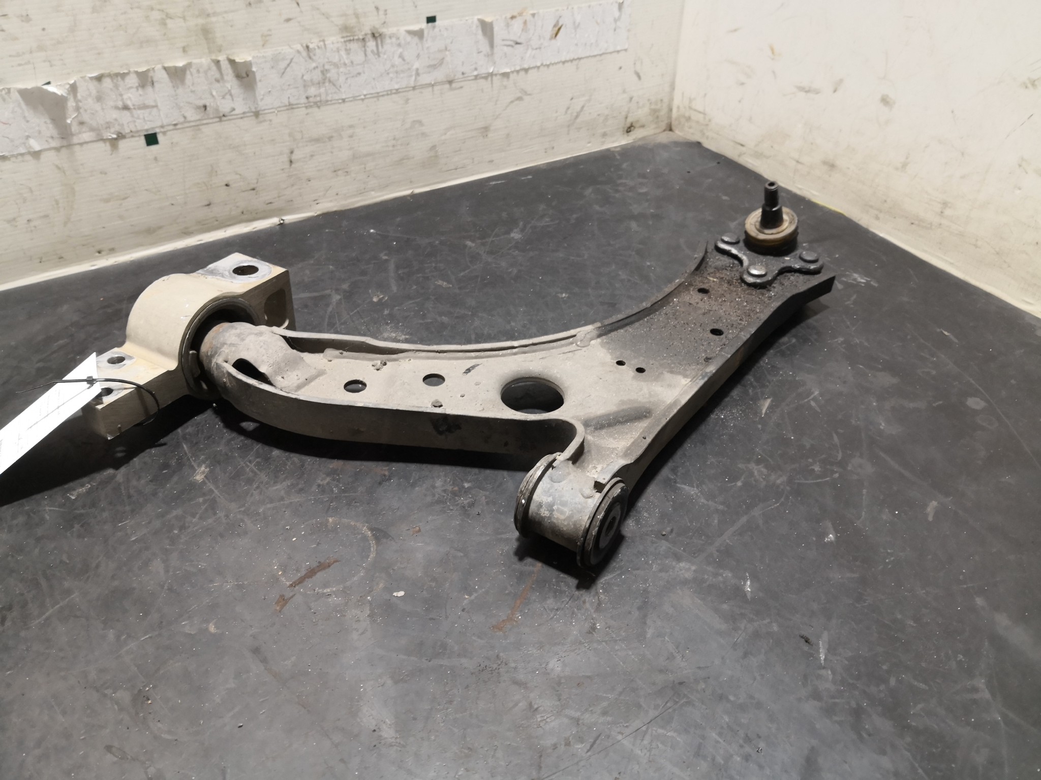 Braço Suspensão Frente Esq VOLKSWAGEN GOLF VI Variant (AJ5) | 09 - 14 Imagem-1