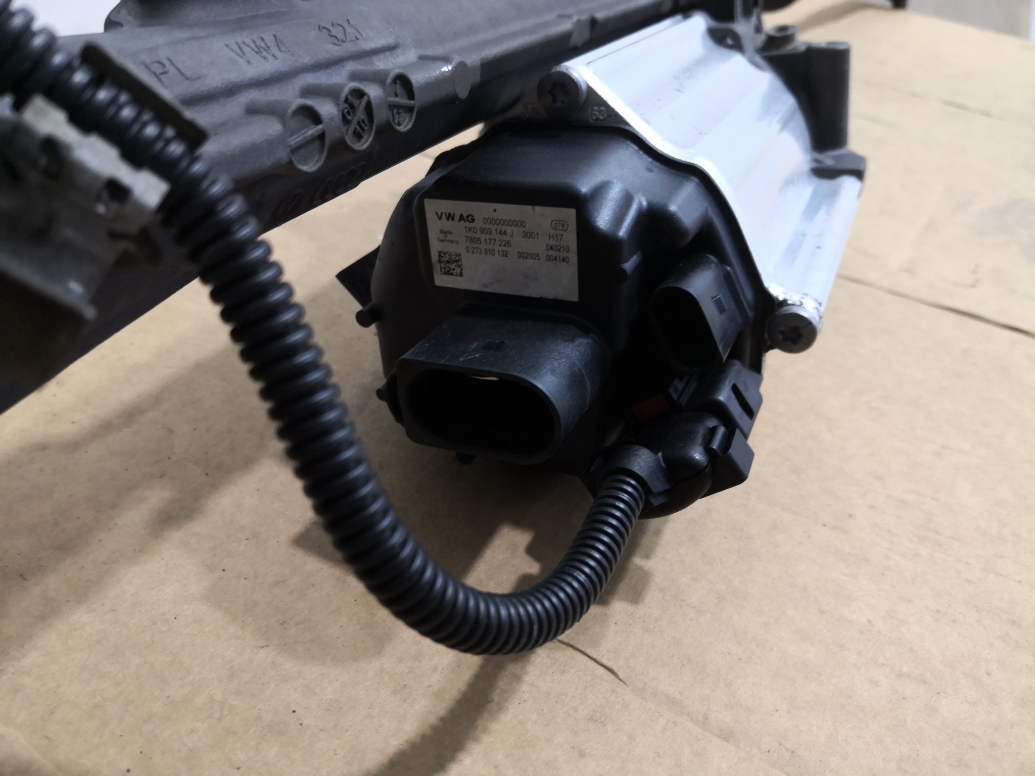 Caixa de Direção VOLKSWAGEN GOLF VI Variant (AJ5) | 09 - 14 Imagem-1