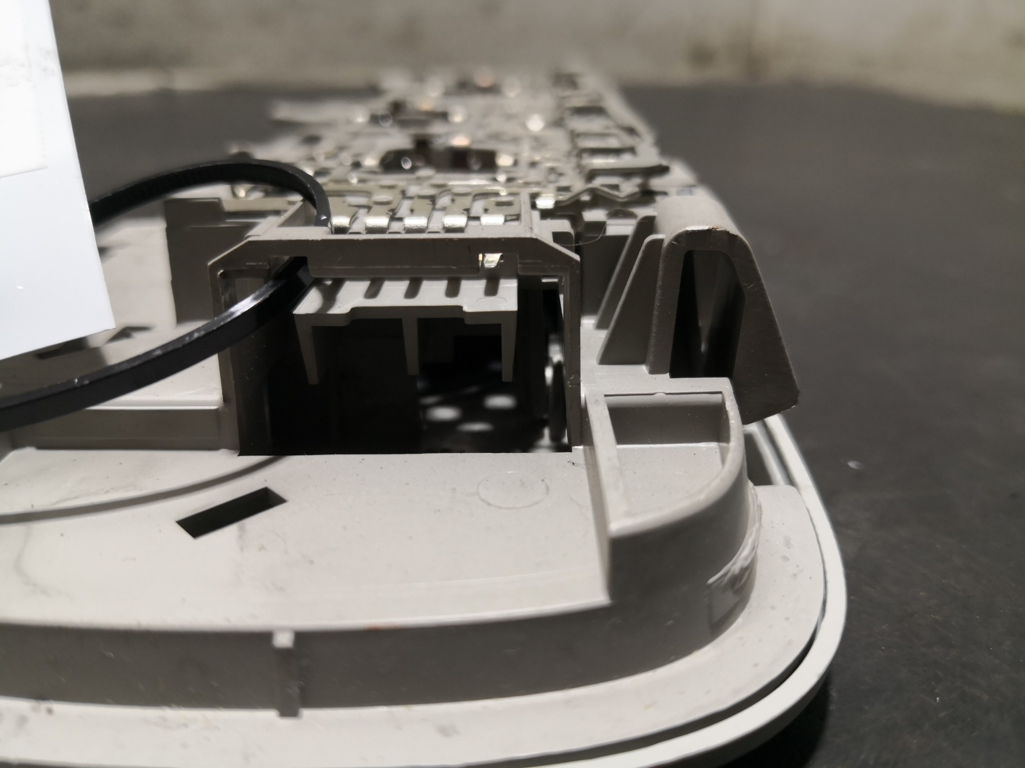 Plafonier  VOLKSWAGEN GOLF VI Variant (AJ5) | 09 - 14 Imagem-1