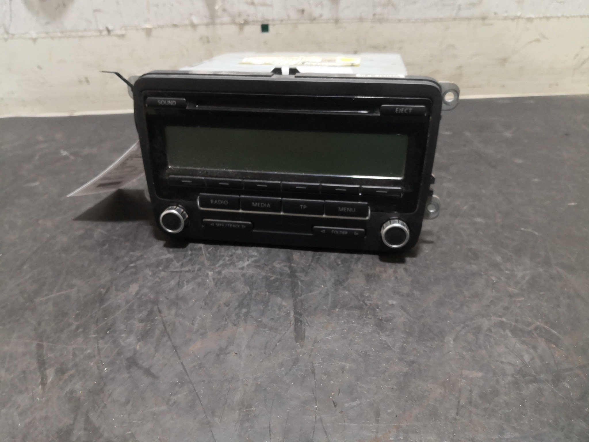 Rádio VOLKSWAGEN GOLF VI Variant (AJ5) | 09 - 14 Imagem-3