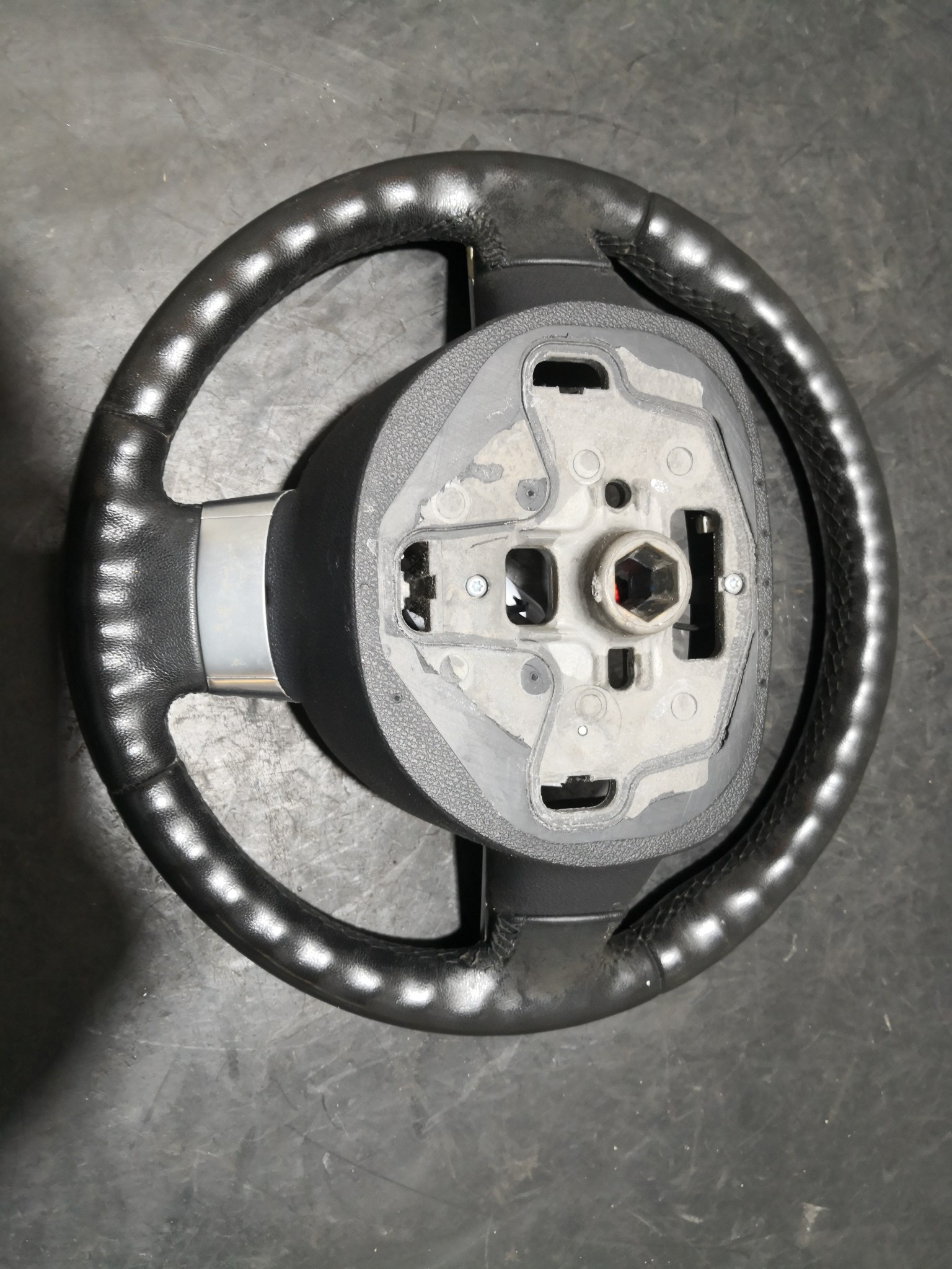 Volante FORD FOCUS II (DA_, HCP, DP) | 04 - 13 Imagem-3