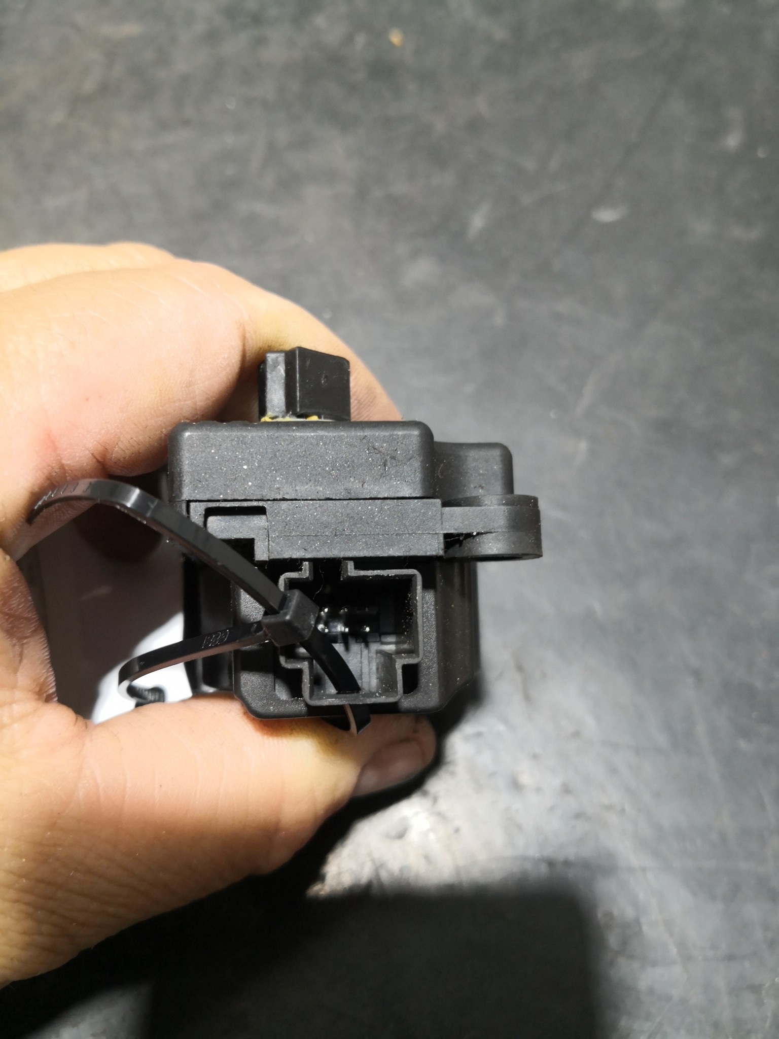 Motor de Comporta FORD FOCUS II (DA_, HCP, DP) | 04 - 13 Imagem-1