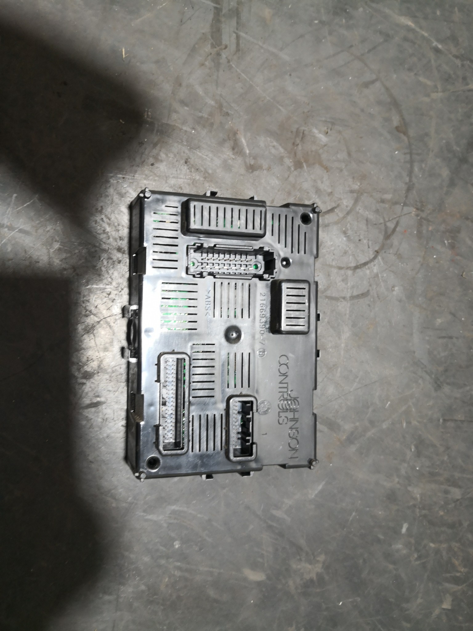 BCM RENAULT CLIO III (BR0/1, CR0/1) | 05 -  Imagem-2