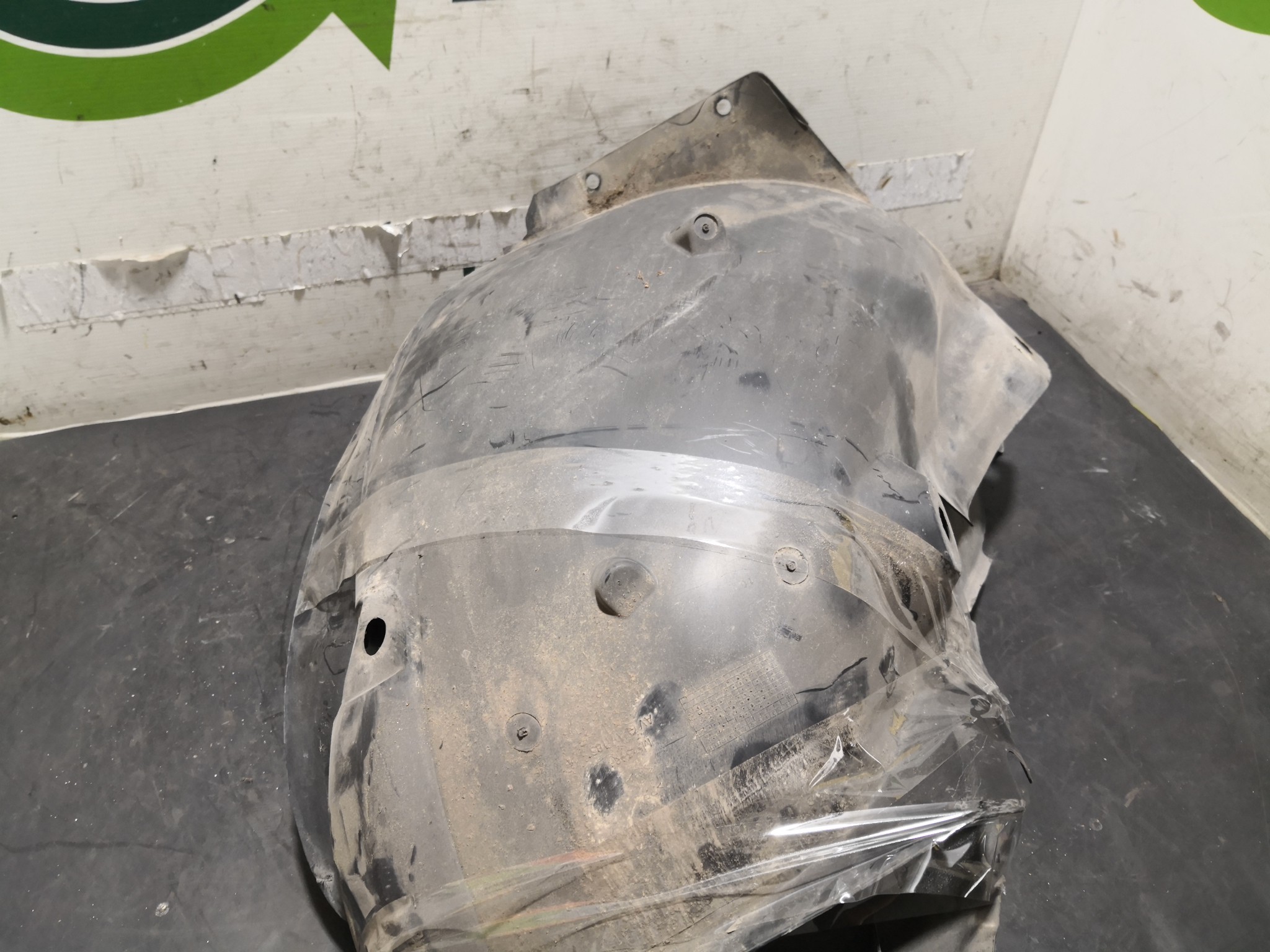 Cave de Roda Esq RENAULT CLIO III (BR0/1, CR0/1) | 05 -  Imagem-2