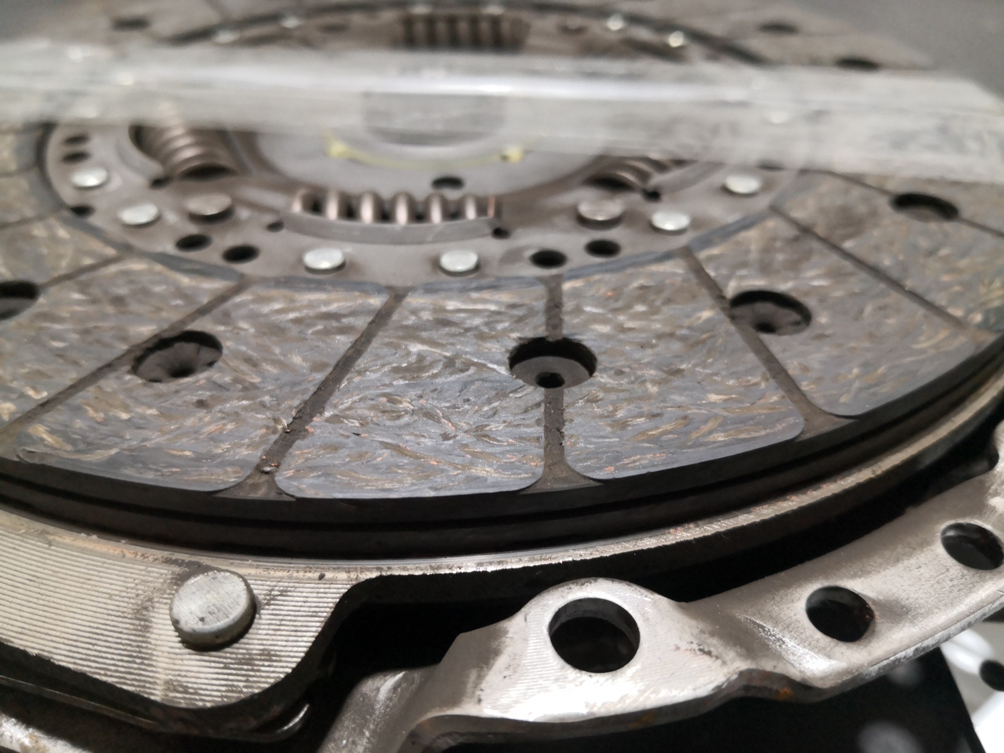 Embraiagem AUDI A4 (8E2, B6) | 00 - 05 Imagem-1