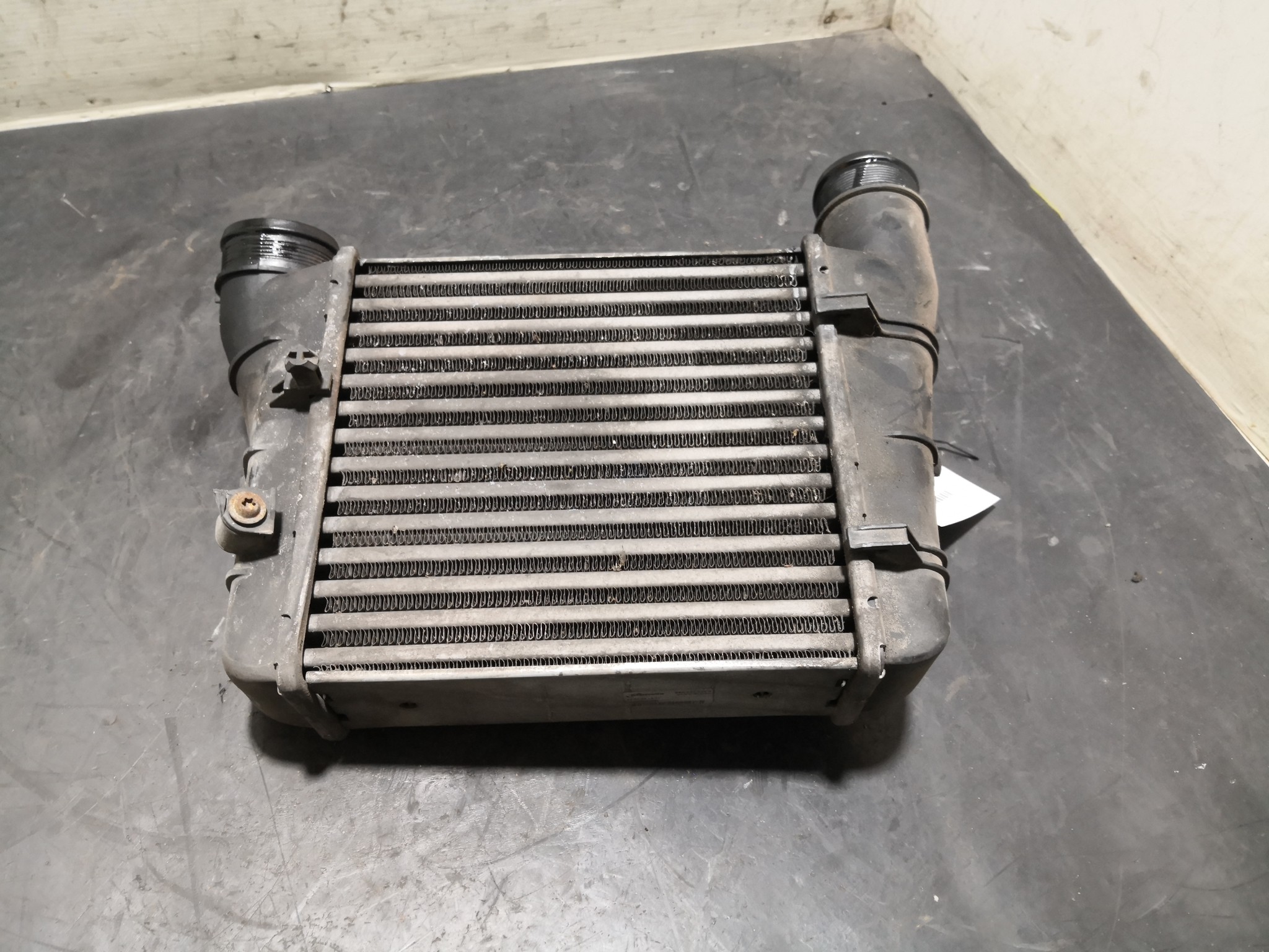 Radiador do Intercooler AUDI A4 (8E2, B6) | 00 - 05 Imagem-3