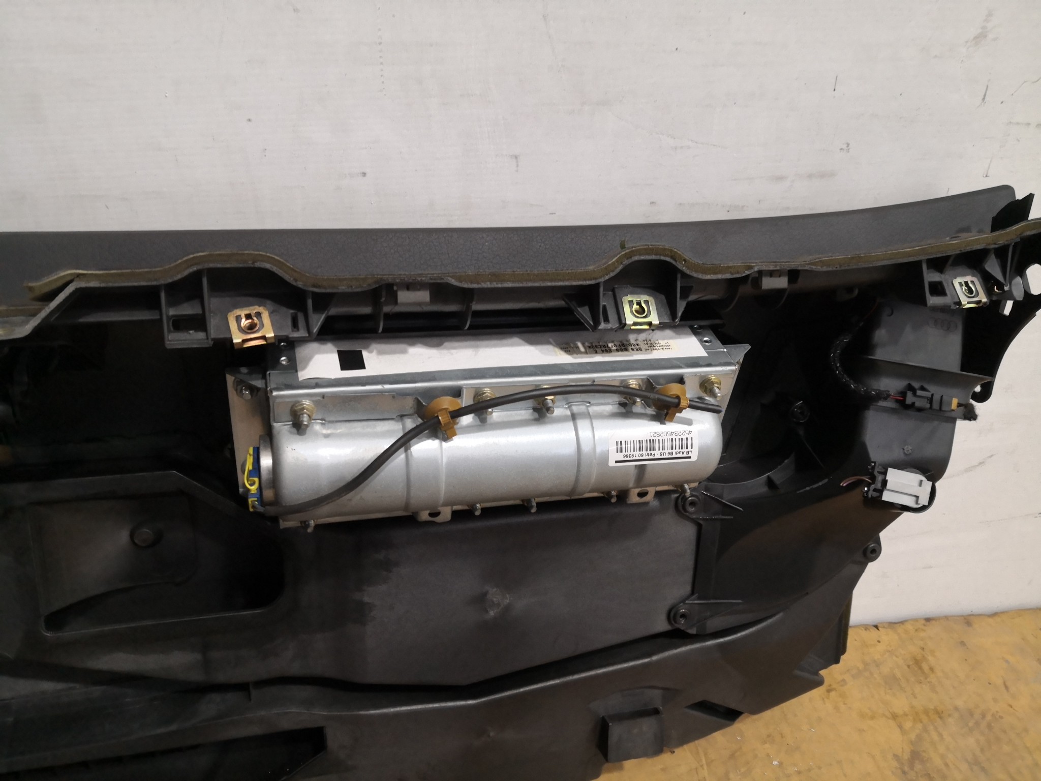 Tablier AUDI A4 (8E2, B6) | 00 - 05 Imagem-3