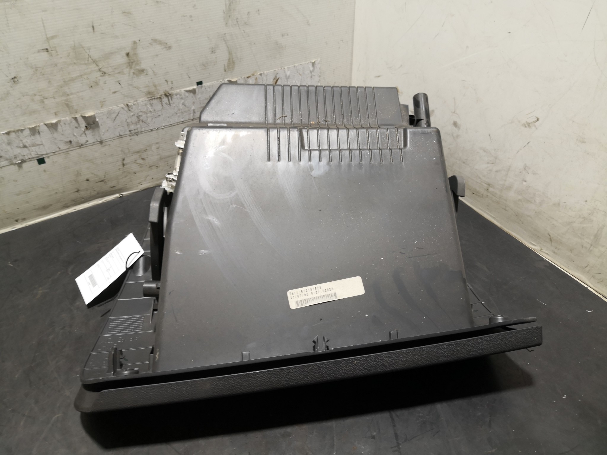 Porta Luvas OPEL ASTRA H Combi (A04) | 04 - 14 Imagem-2