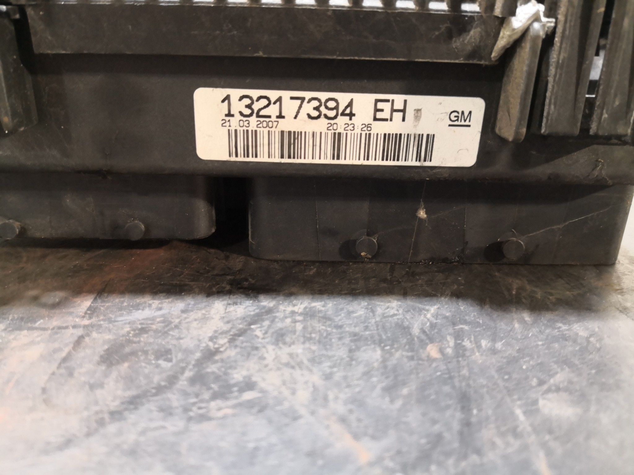 Caixa dos Fusíveis OPEL CORSA D (S07) | 06 - 14 Imagem-1