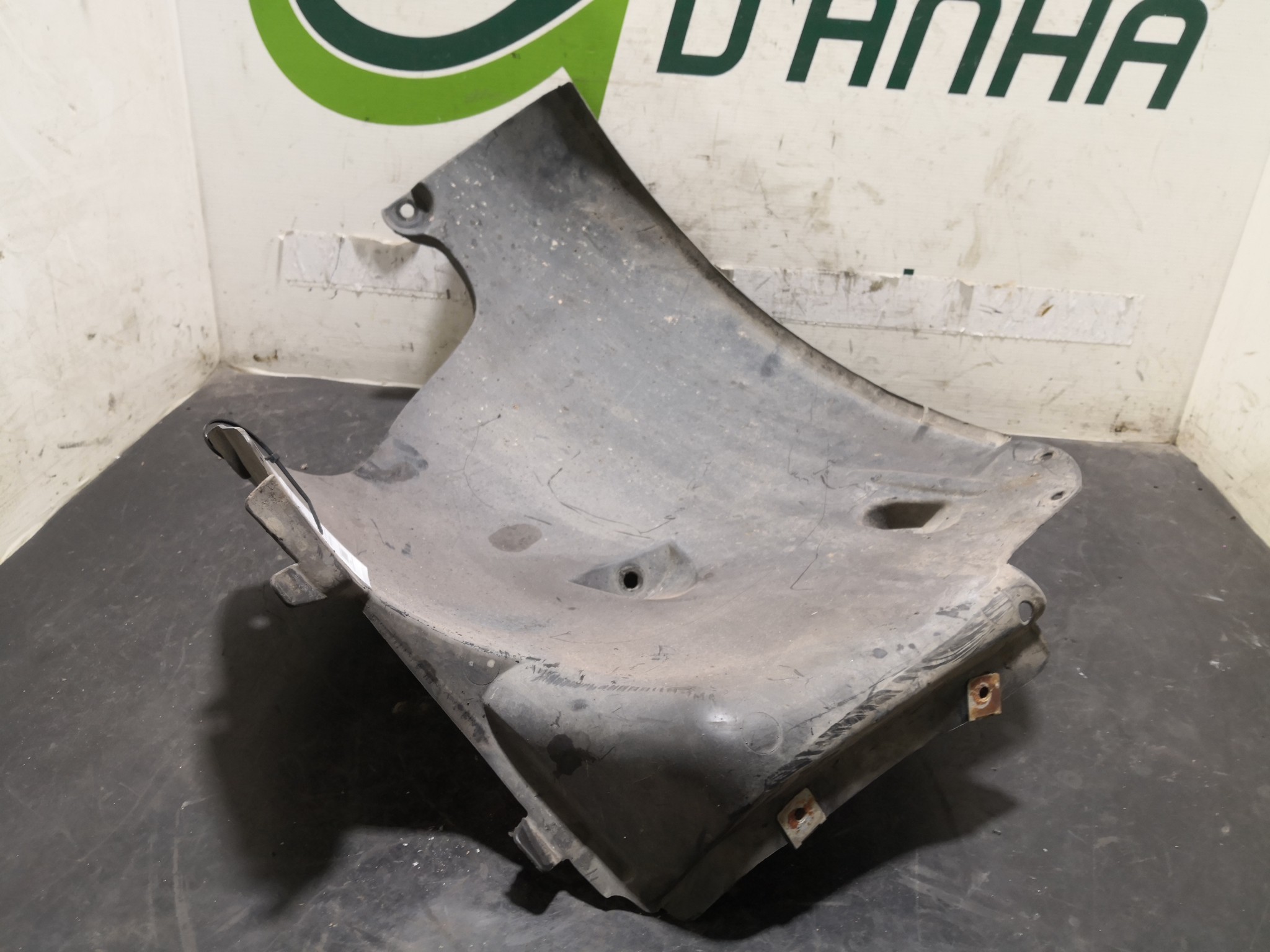 Cave de Roda Esq MERCEDES-BENZ E-CLASS (W211) | 02 - 09 Imagem-1