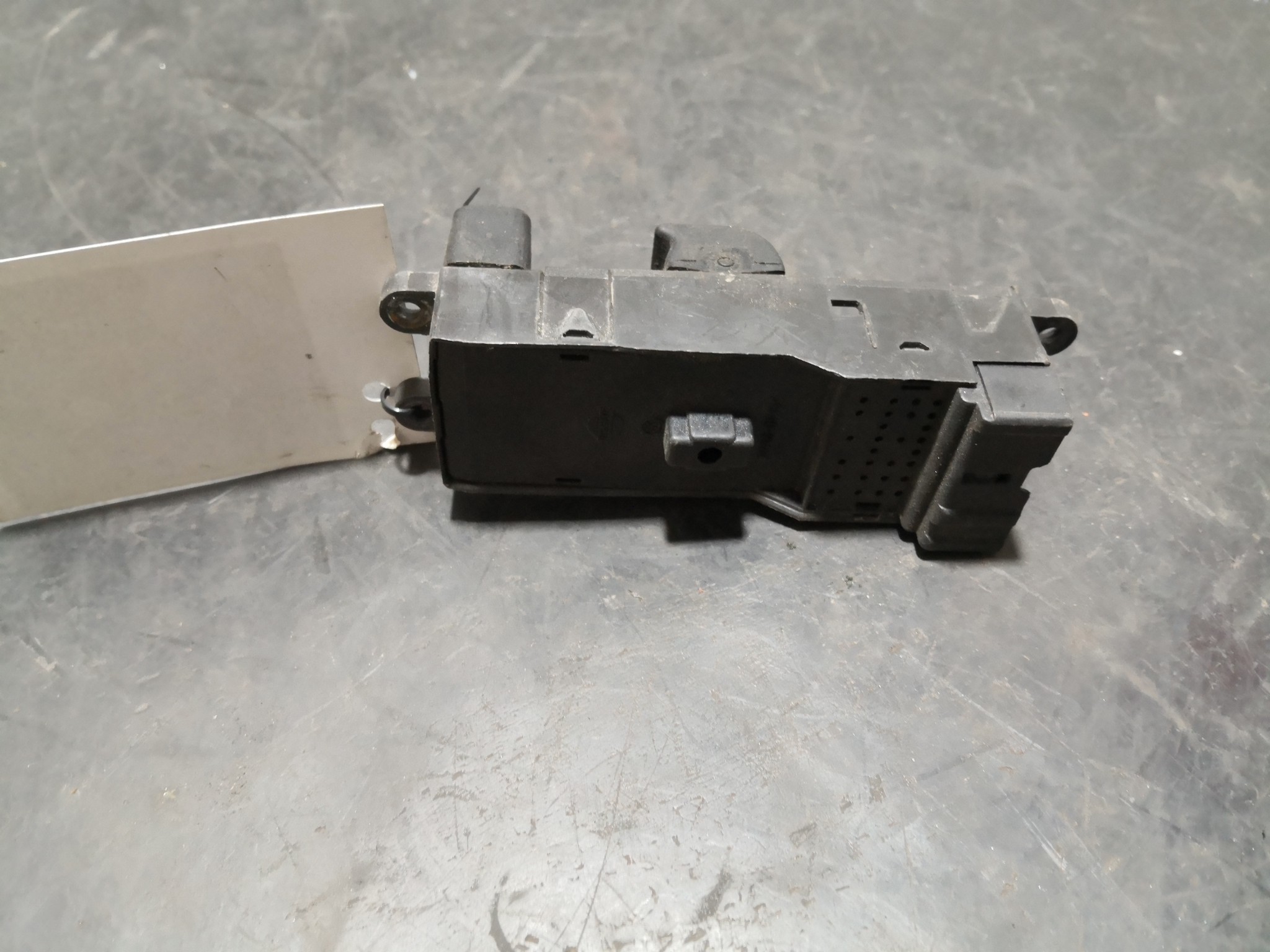 Comando Vidros  NISSAN MICRA II (K11) | 92 - 07 Imagem-1