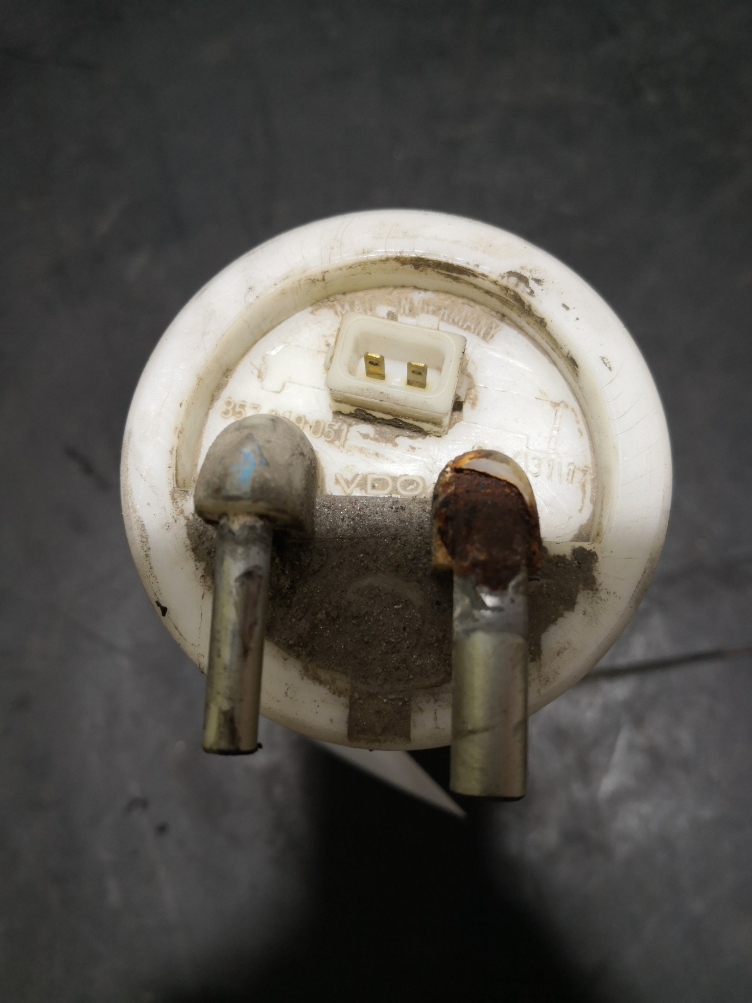 Boia do Combustível VOLKSWAGEN PASSAT (3A2, 35I) | 88 - 97 Imagem-1