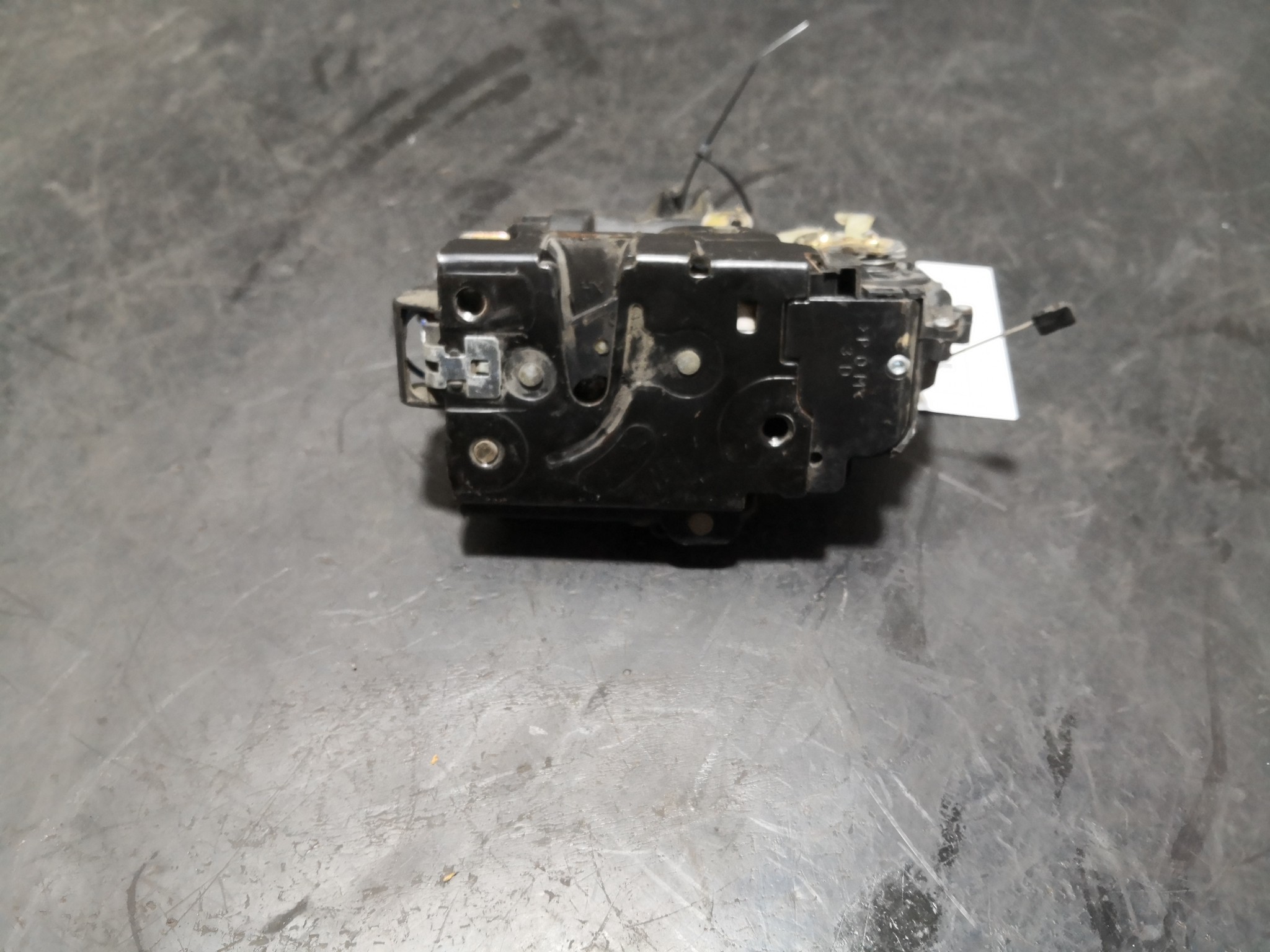 Fecho da Porta Frente Dto SEAT TOLEDO II (1M2) | 98 - 06 Imagem-2