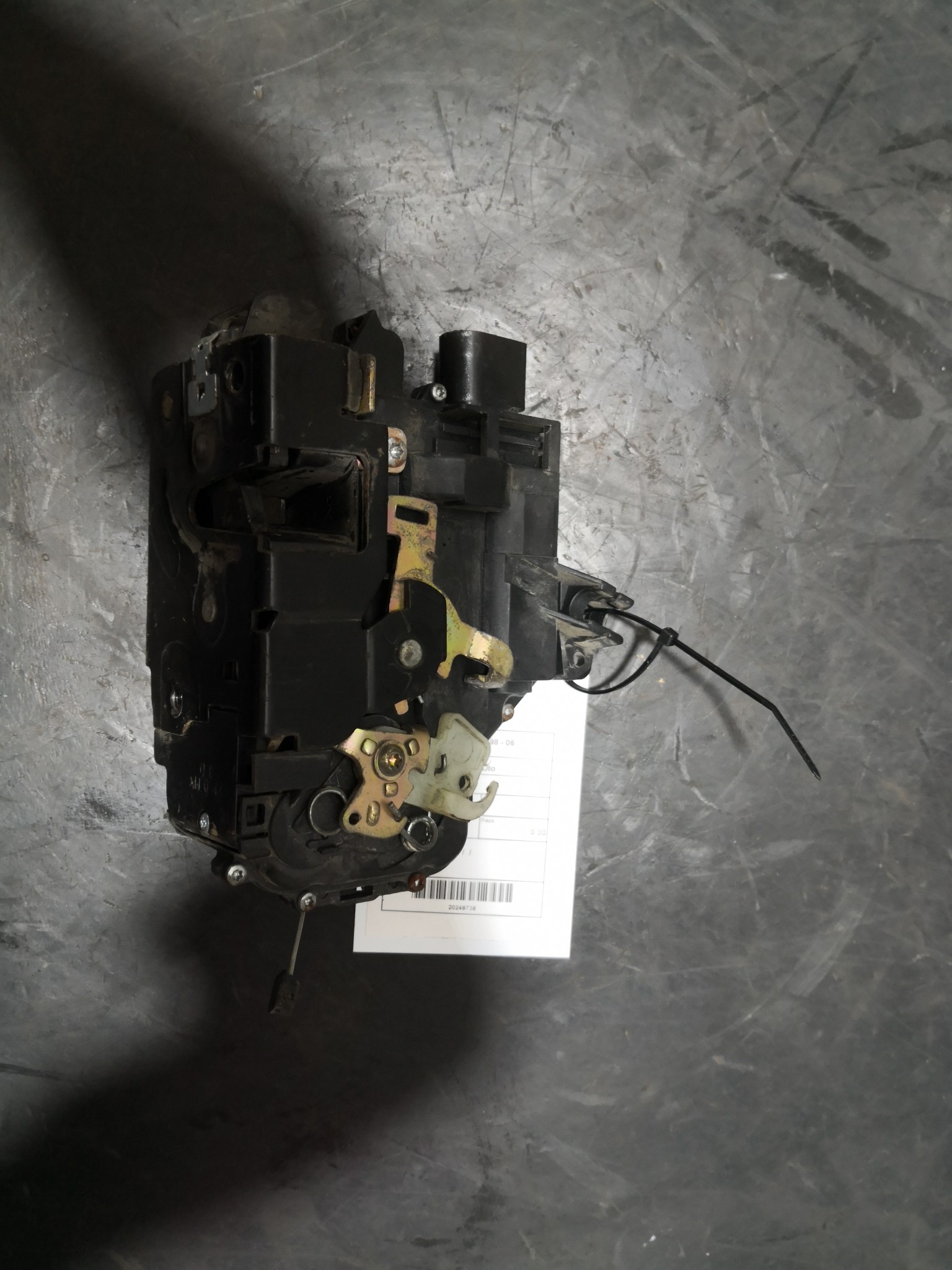 Fecho da Porta Frente Dto SEAT TOLEDO II (1M2) | 98 - 06 Imagem-3