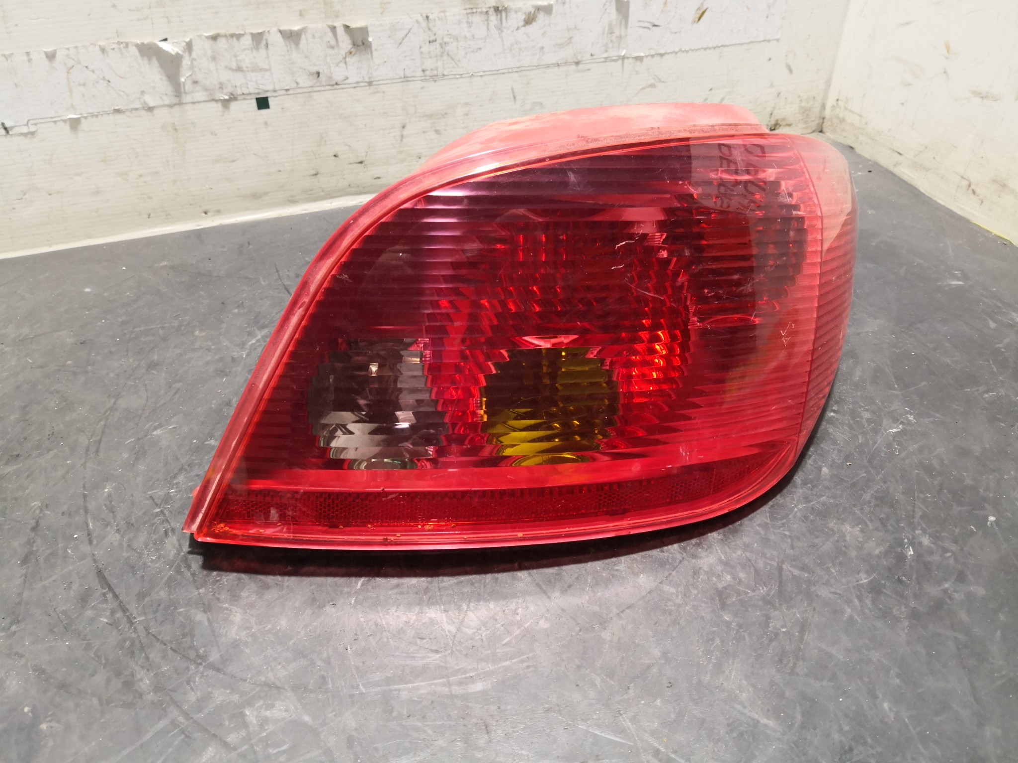 Farolim Stop Dto PEUGEOT - ID S_108803