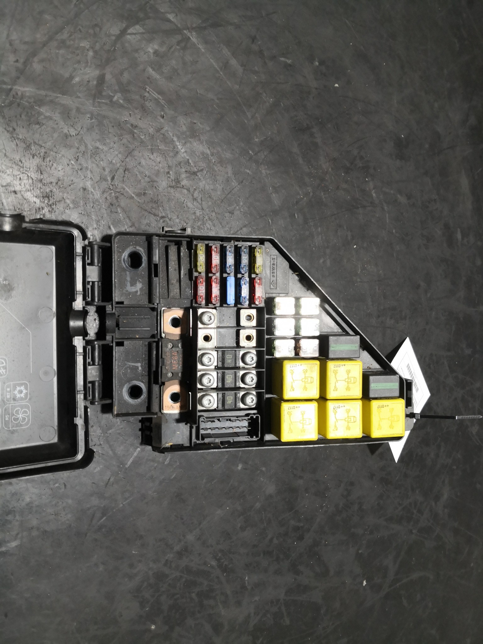 Caixa dos Fusíveis ROVER 25 Hatchback (RF) | 99 - 06 Imagem-2