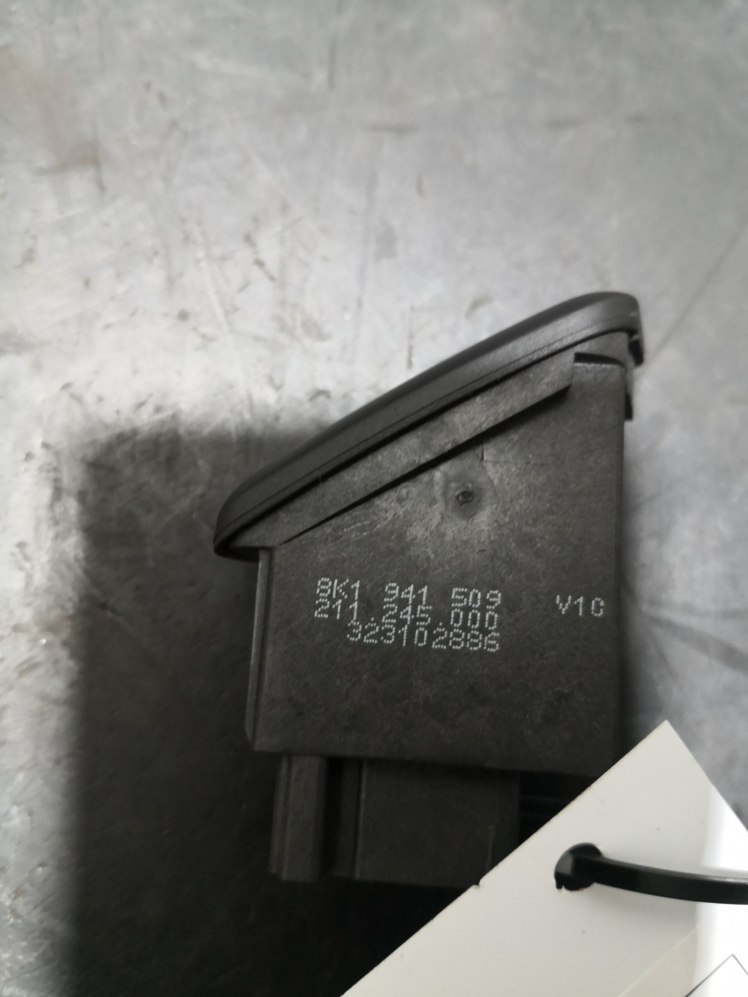 Botão 4 Piscas AUDI A4 (8K2, B8) | 07 - 15 Imagem-1