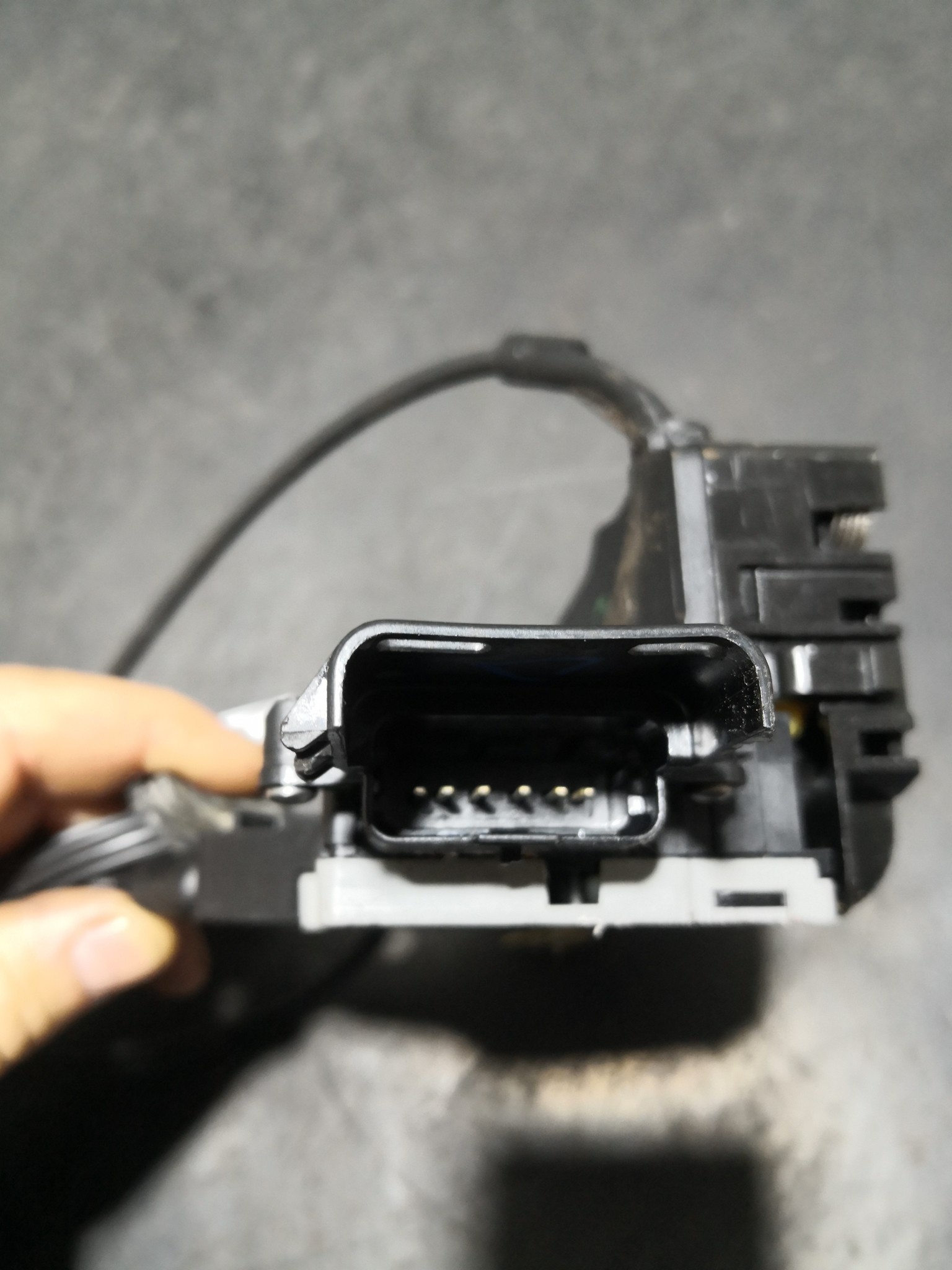 Fecho da Porta Frente Esq CITROEN C4 Grand Picasso I (UA_) | 06 - 13 Imagem-1