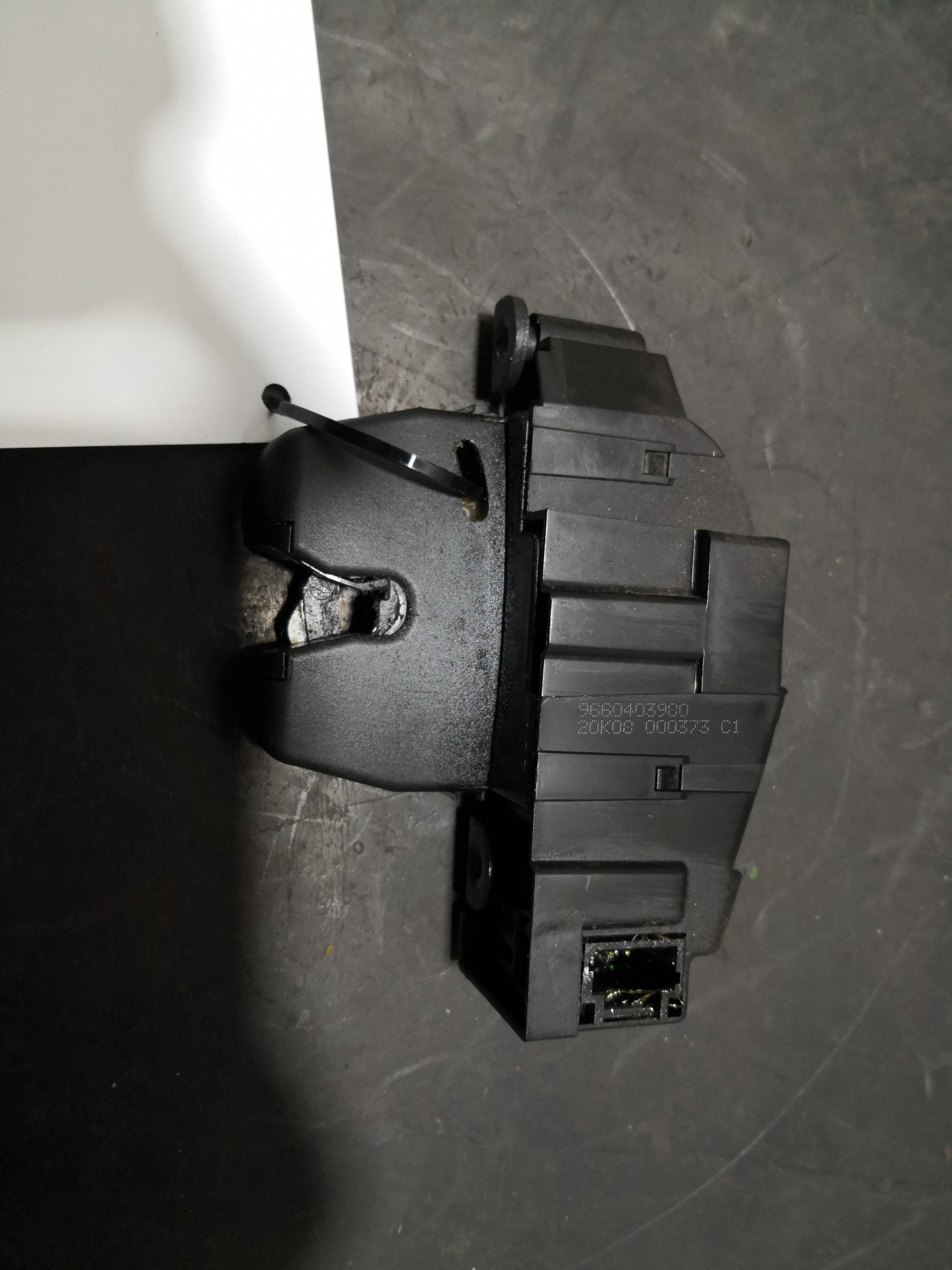 Fecho da Mala CITROEN - ID S_108969