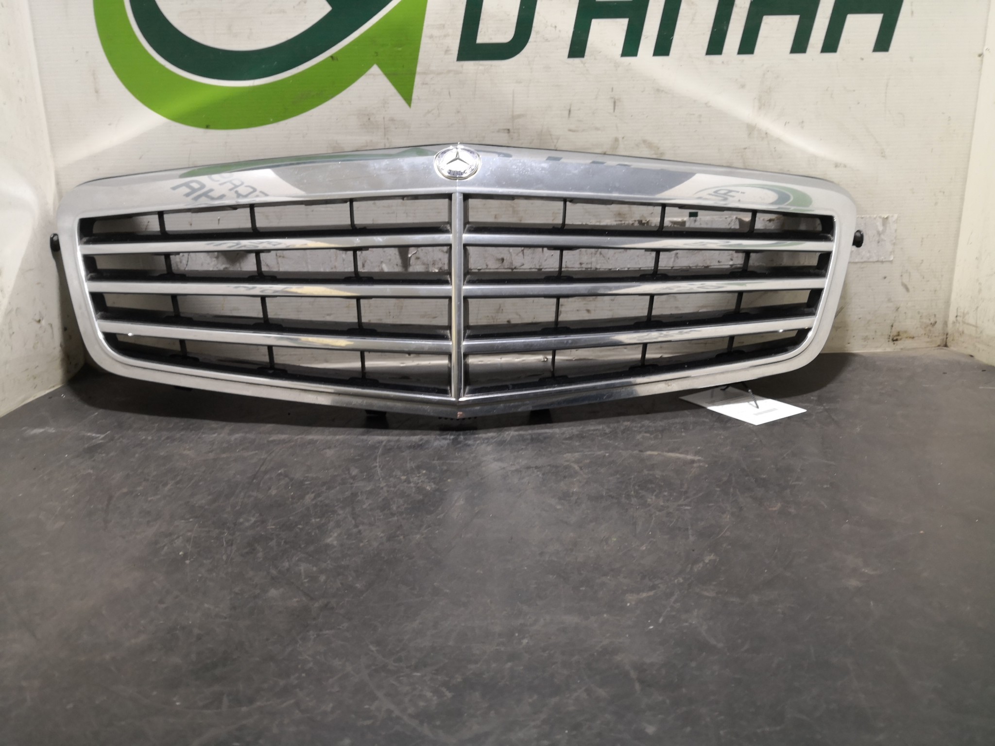 Grelha da Frente MERCEDES-BENZ E-CLASS (W212) | 09 - 16 Imagem-1