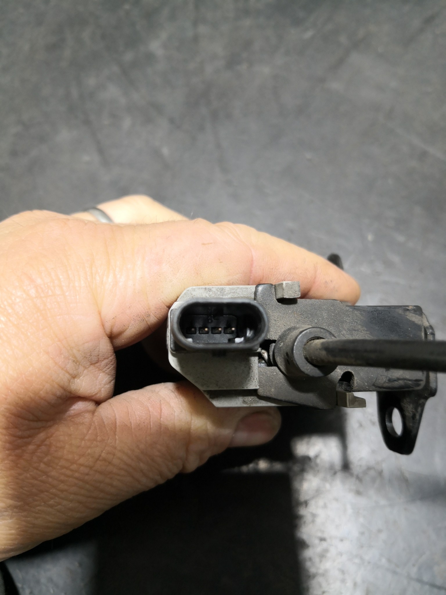 Fecho Capot MERCEDES-BENZ E-CLASS (W212) | 09 - 16 Imagem-2