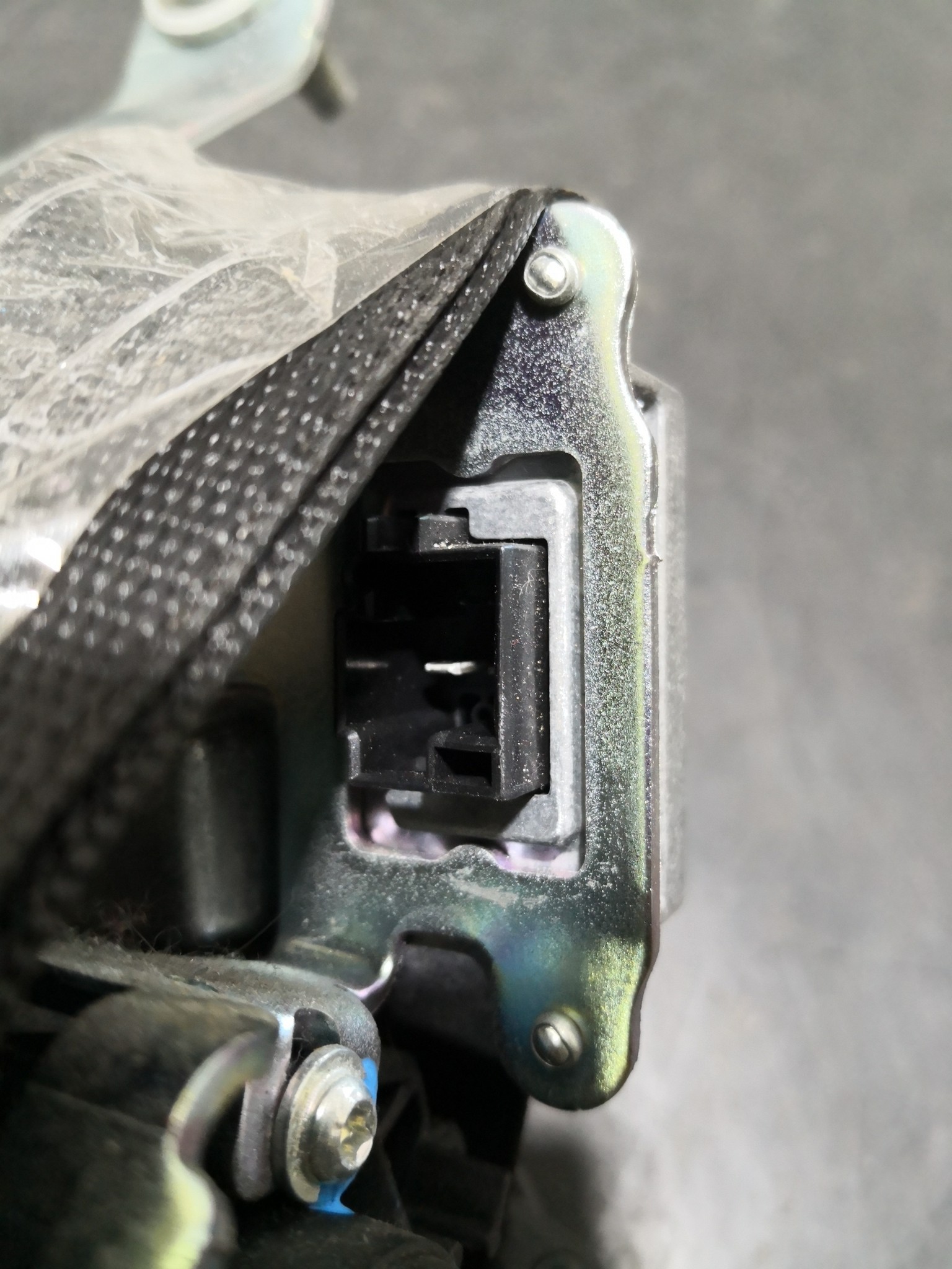 Cinto Frente Dto MERCEDES-BENZ E-CLASS (W212) | 09 - 16 Imagem-3