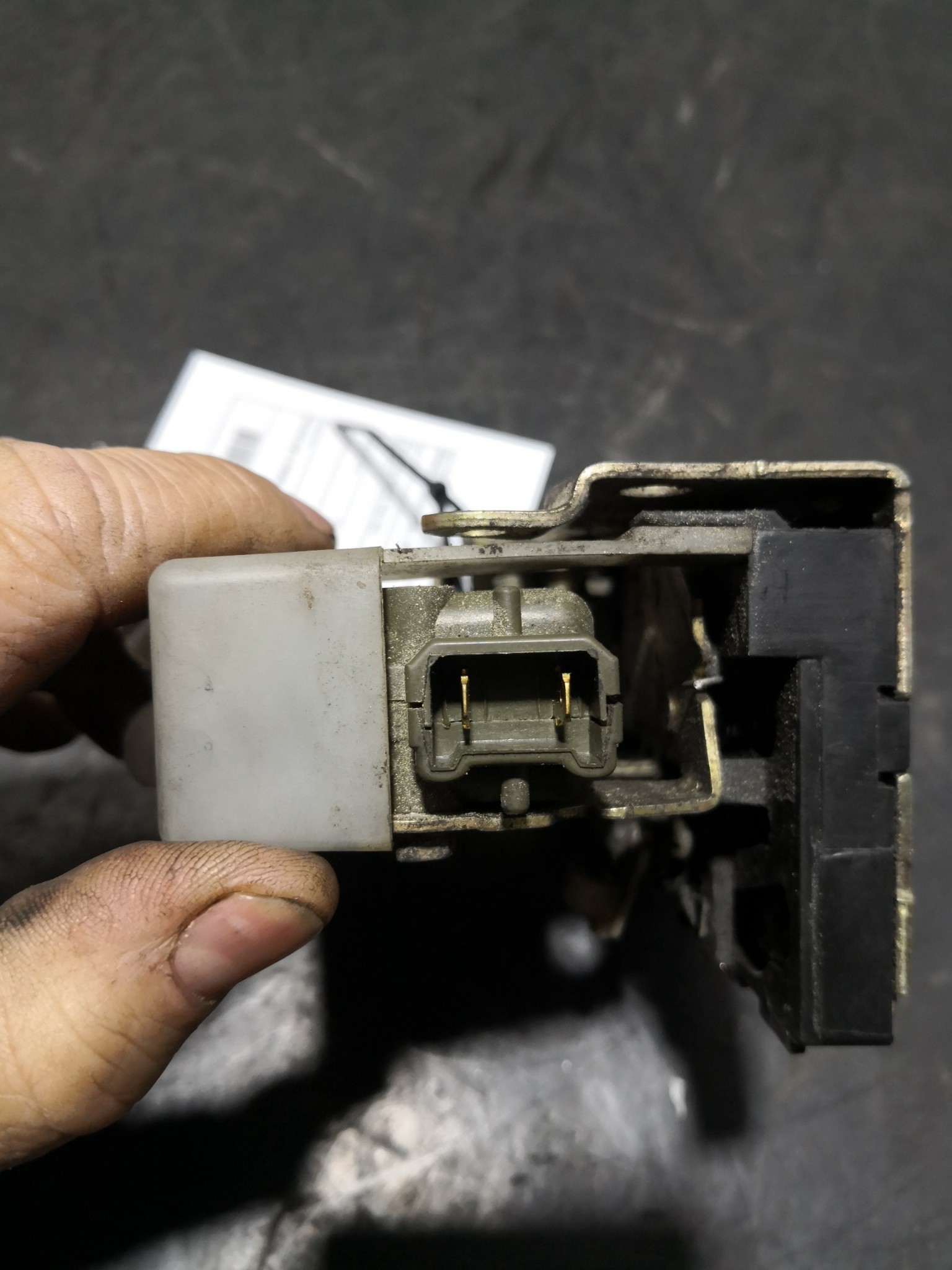 Fecho da Porta Trás Dto RENAULT CLIO II (BB_, CB_) | 98 -  Imagem-1