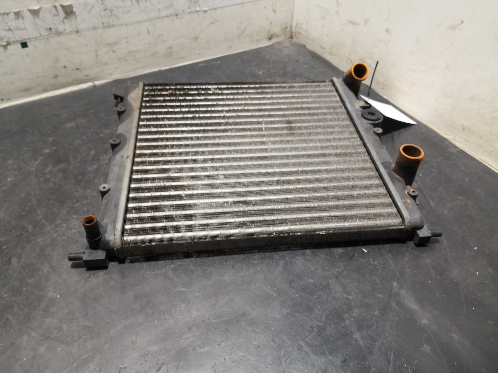 Radiador da água RENAULT CLIO II (BB_, CB_) | 98 -  Imagem-1