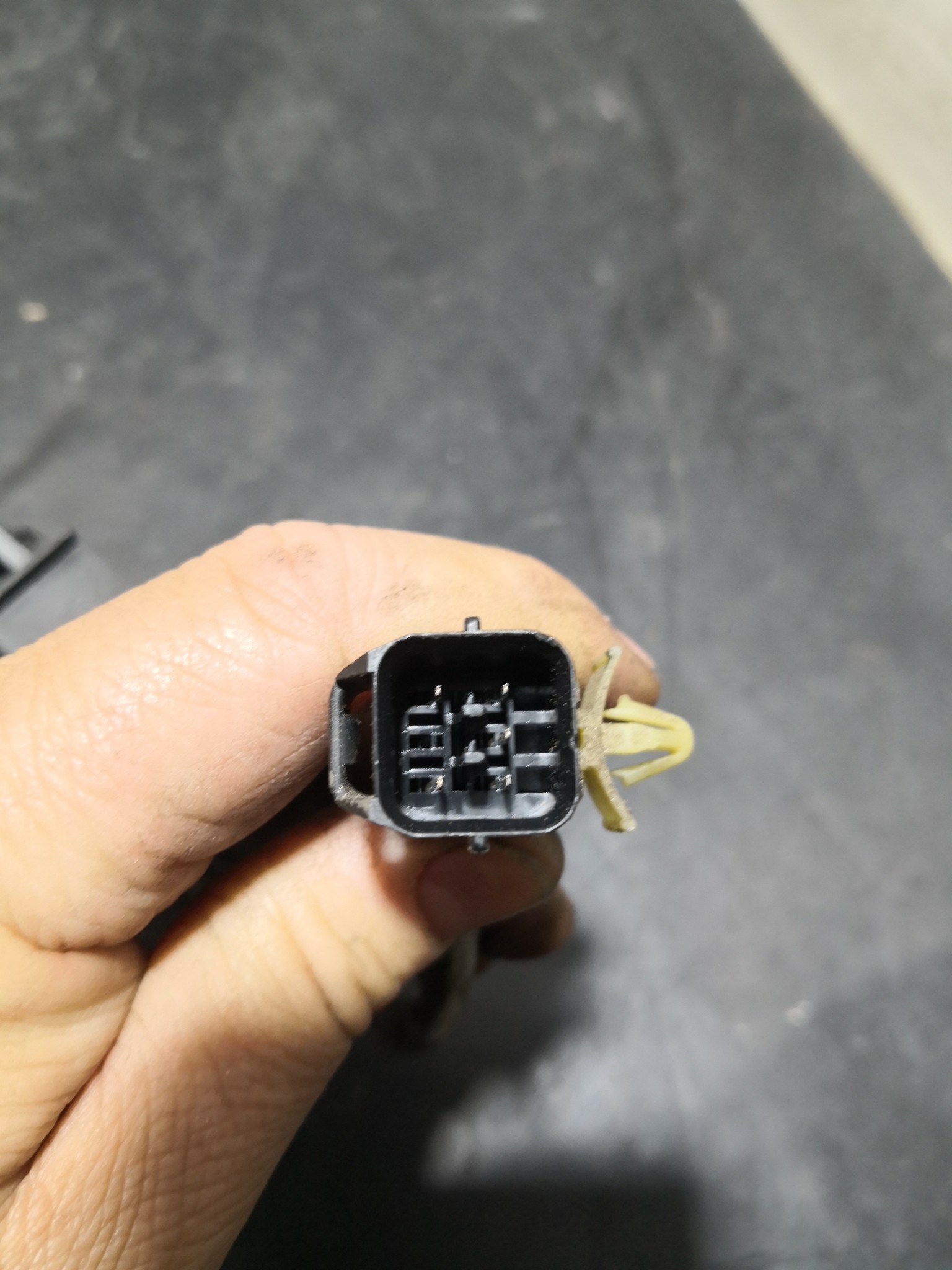 Fecho da Porta Frente Dto HYUNDAI GETZ (TB) | 01 - 11 Imagem-1