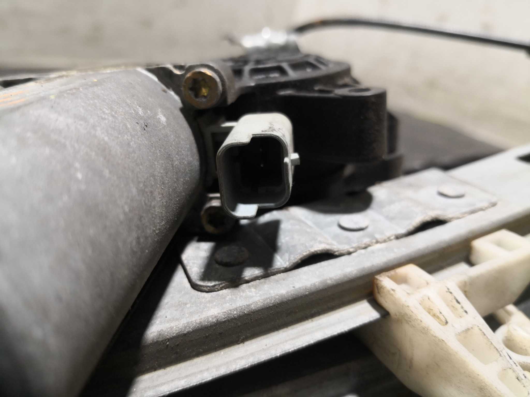 Elevador Frente Esq Electrico PEUGEOT 206 Hatchback (2A/C) | 98 - 12 Imagem-2