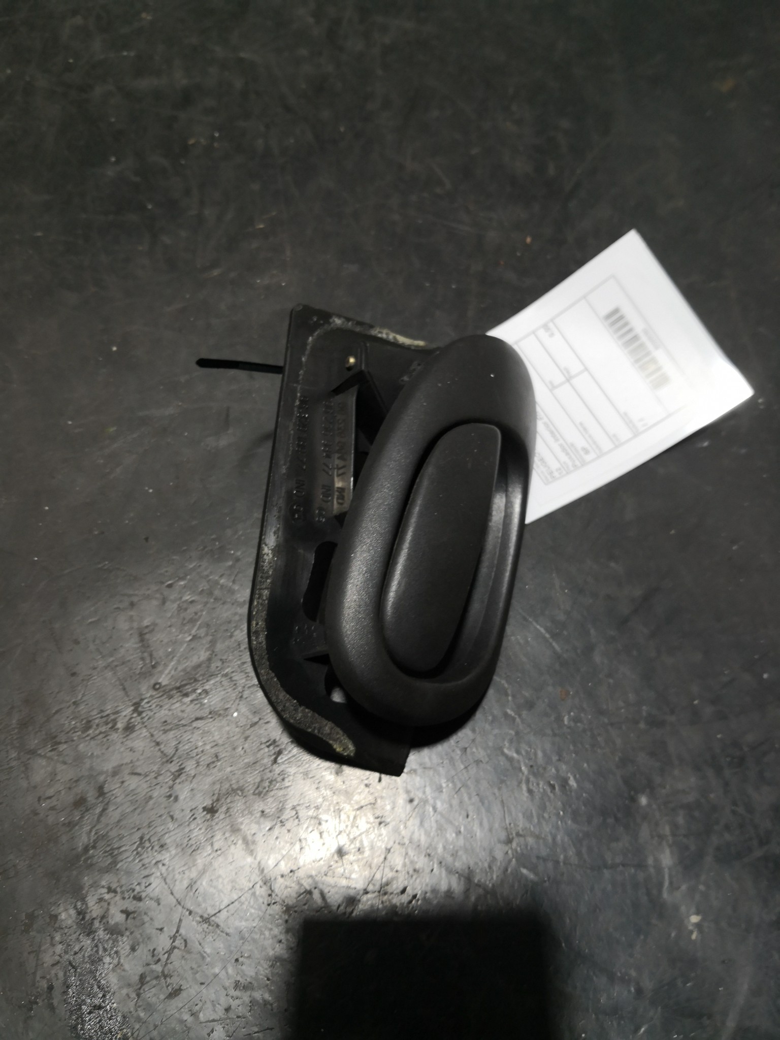 Puxador Interior Frt Esq PEUGEOT 206 Hatchback (2A/C) | 98 - 12 Imagem-2