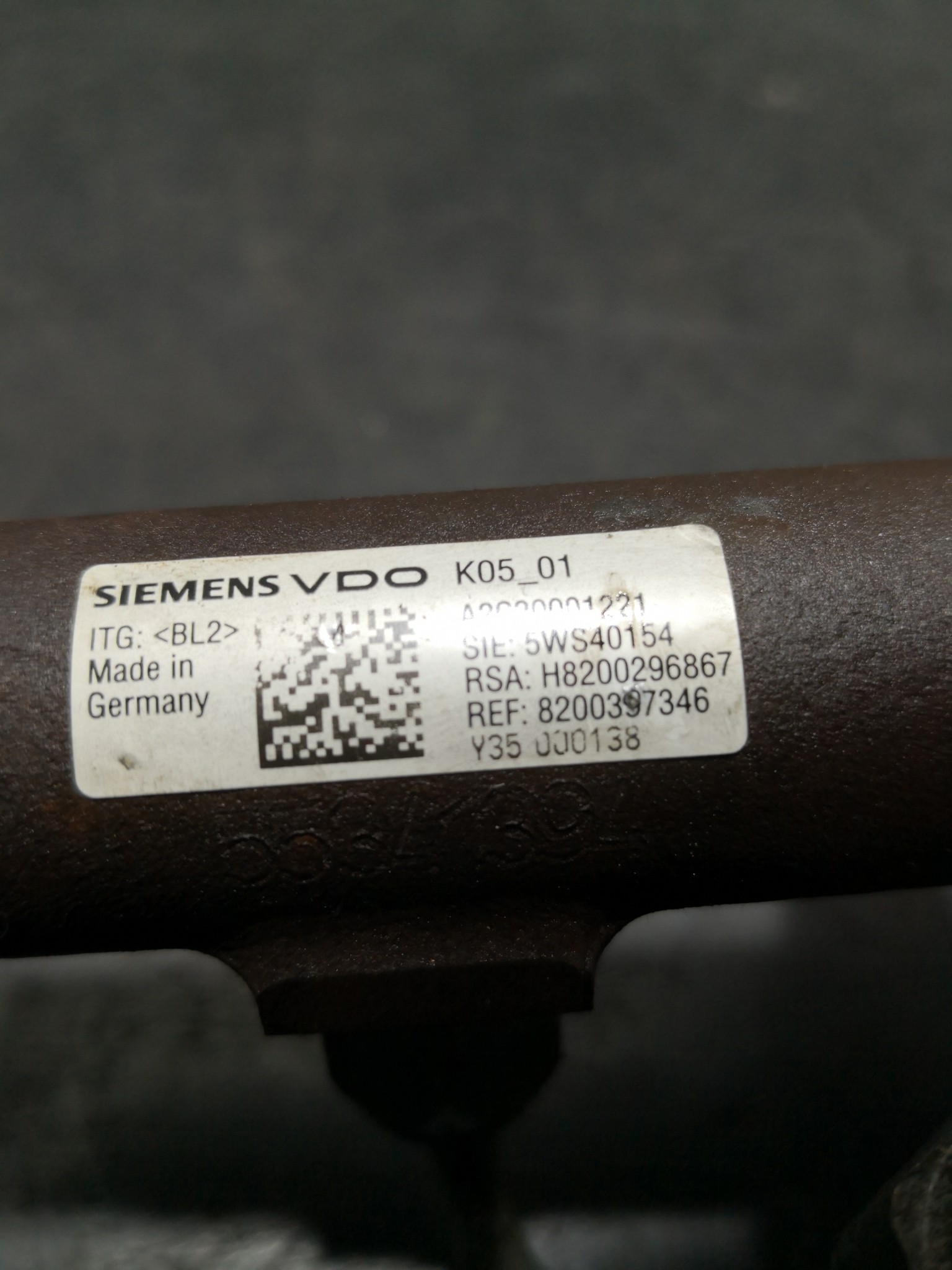 Rampa de Injeção RENAULT MEGANE II (BM0/1_, CM0/1_) | 01 - 12 Imagem-2