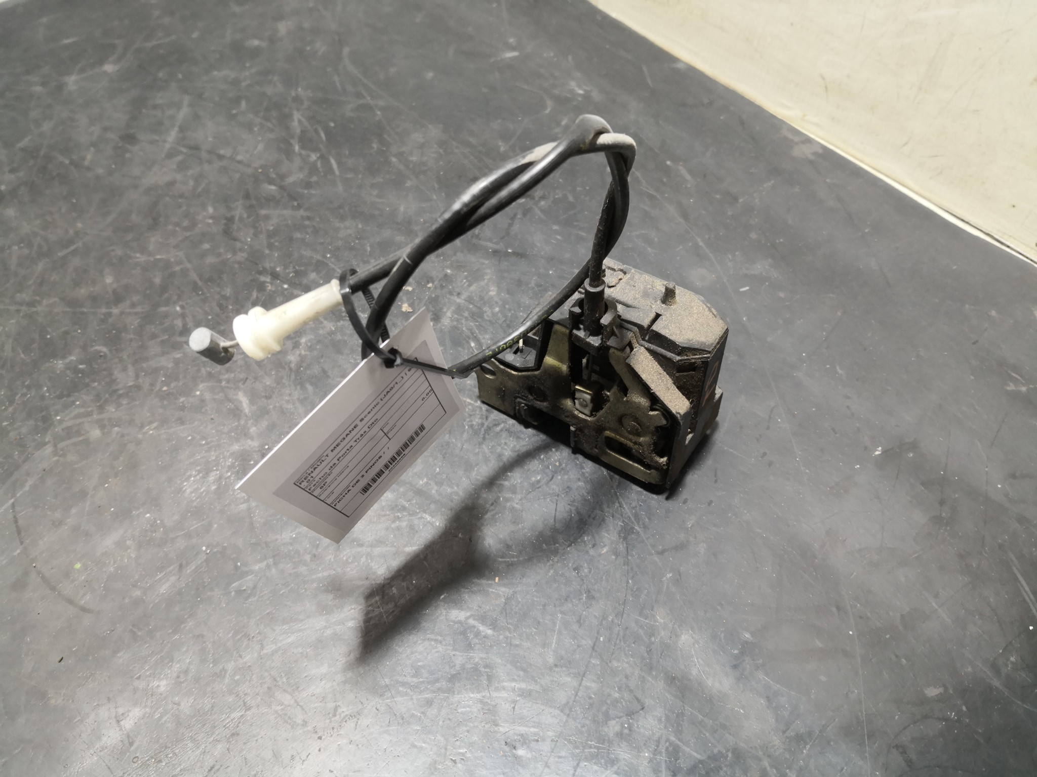 Fecho da Porta Trás Dto RENAULT - ID S_109467