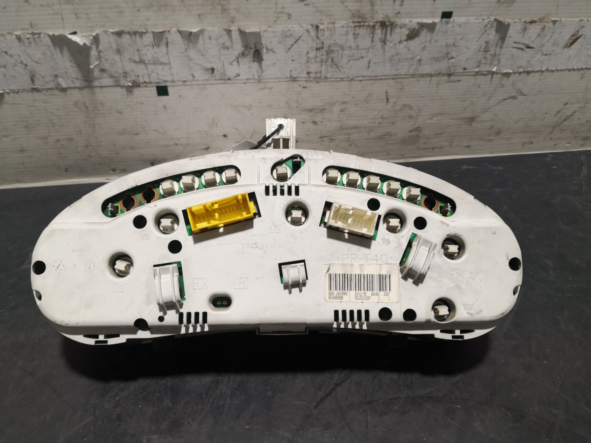 Quadrante PEUGEOT 206 Hatchback (2A/C) | 98 - 12 Imagem-1