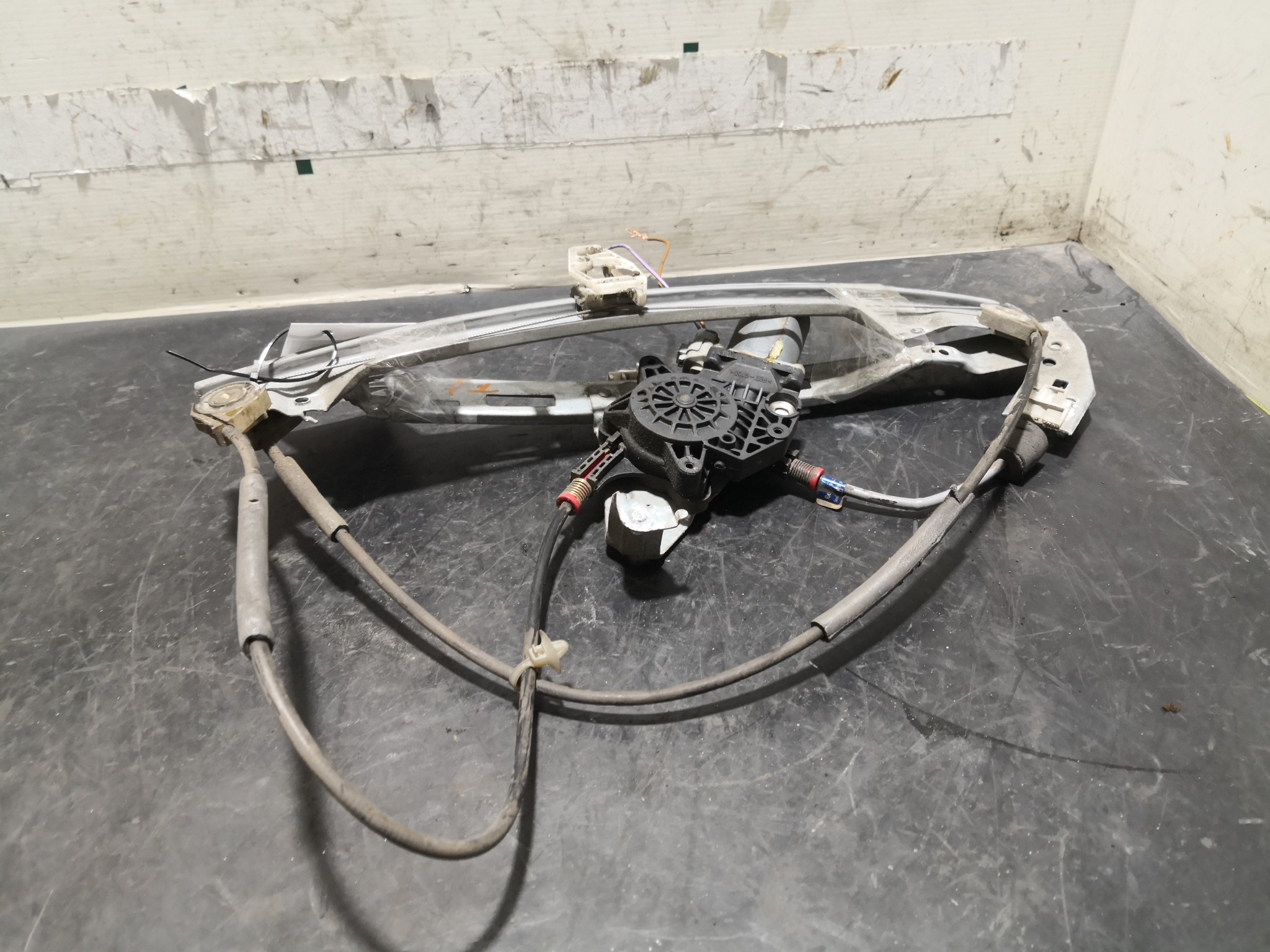 Elevador Frente Esq Electrico PEUGEOT 206 Hatchback (2A/C) | 98 - 12 Imagem-1