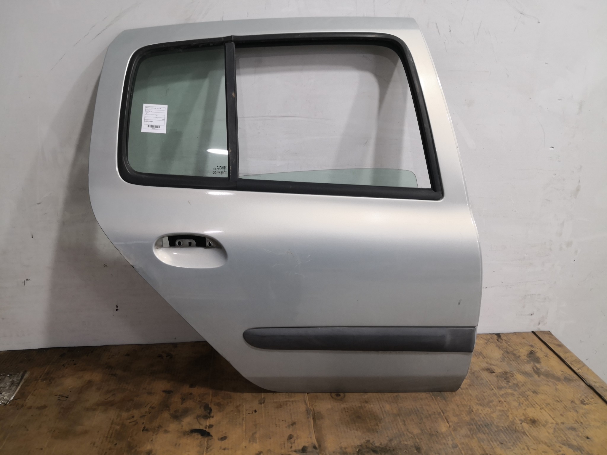 Porta Trás Dto RENAULT - ID S_109620