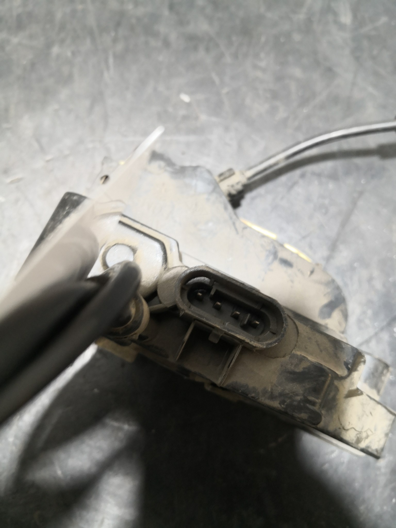 Fecho da Porta Frente Dto RENAULT MEGANE II (BM0/1_, CM0/1_) | 01 - 12 Imagem-1