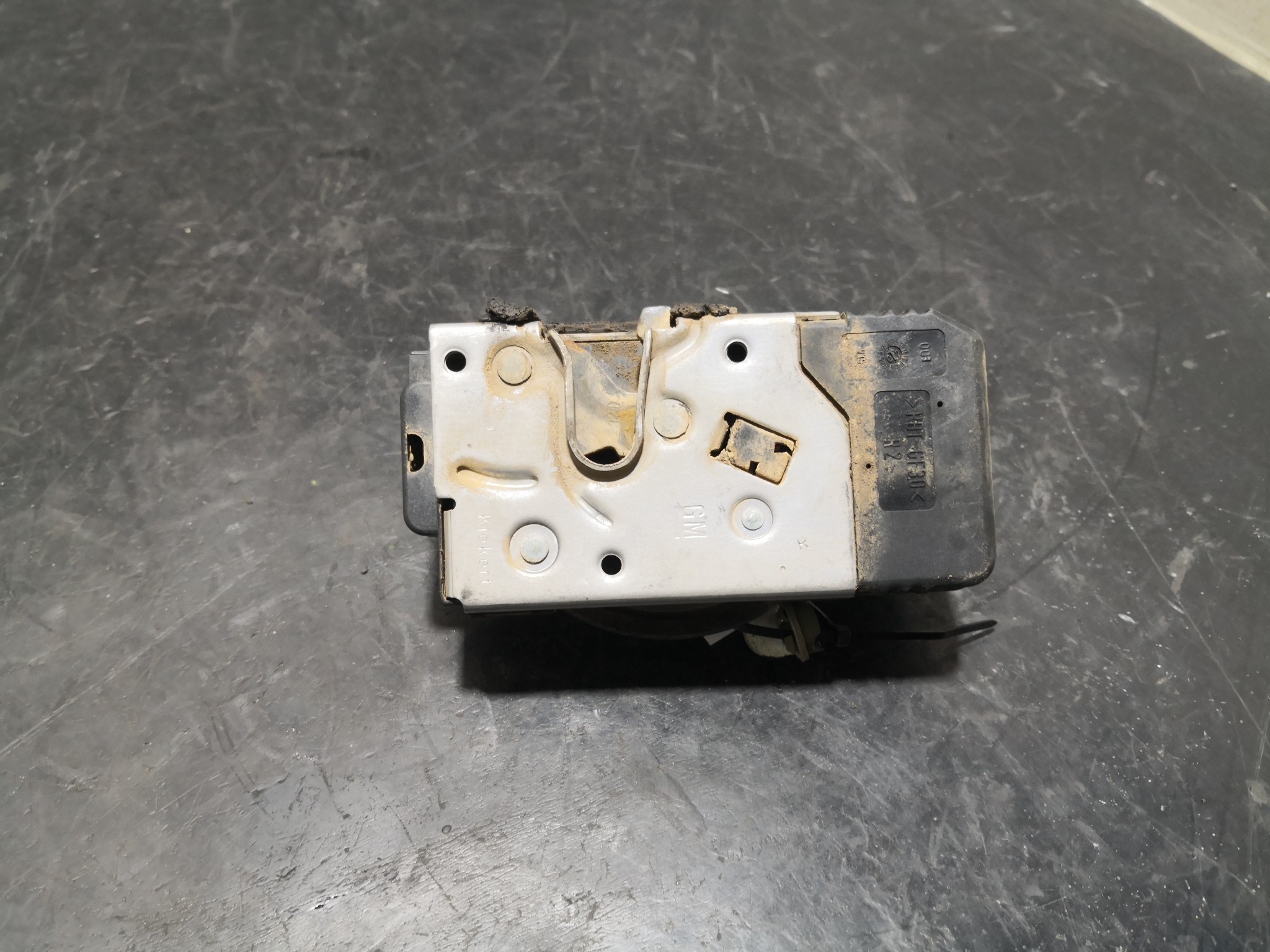 Fecho da Porta Frente Dto OPEL CORSA C (X01) | 00 - 09 Imagem-3