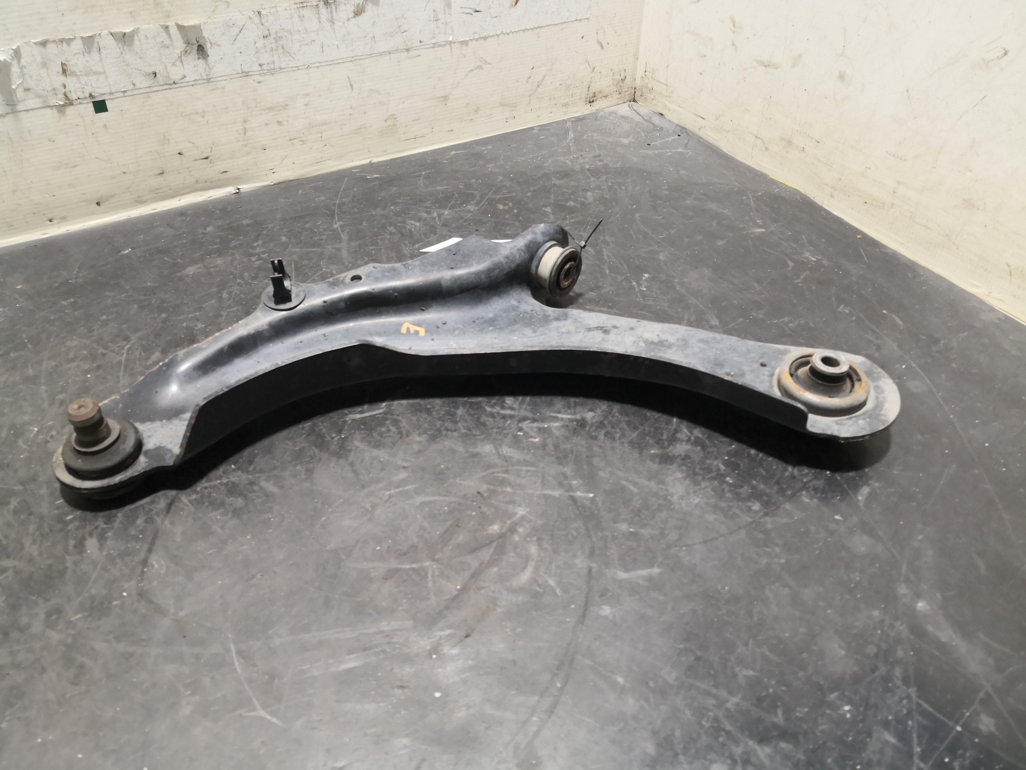 Braço Suspensão Frente Esq RENAULT MEGANE II Grandtour (KM0/1_) | 03 - 12 Imagem-1