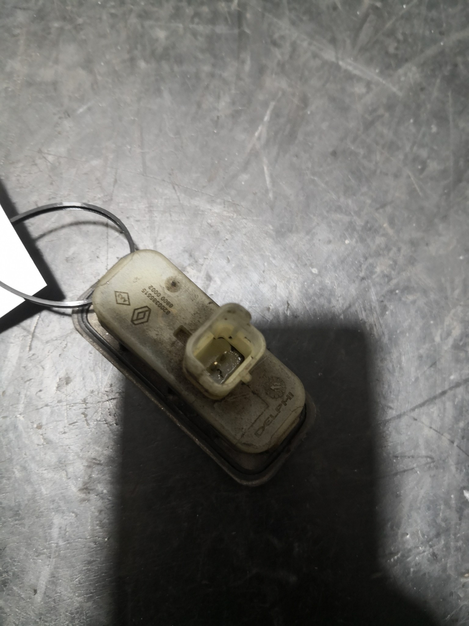 Botão Mala Eletrico RENAULT MEGANE II Grandtour (KM0/1_) | 03 - 12 Imagem-1