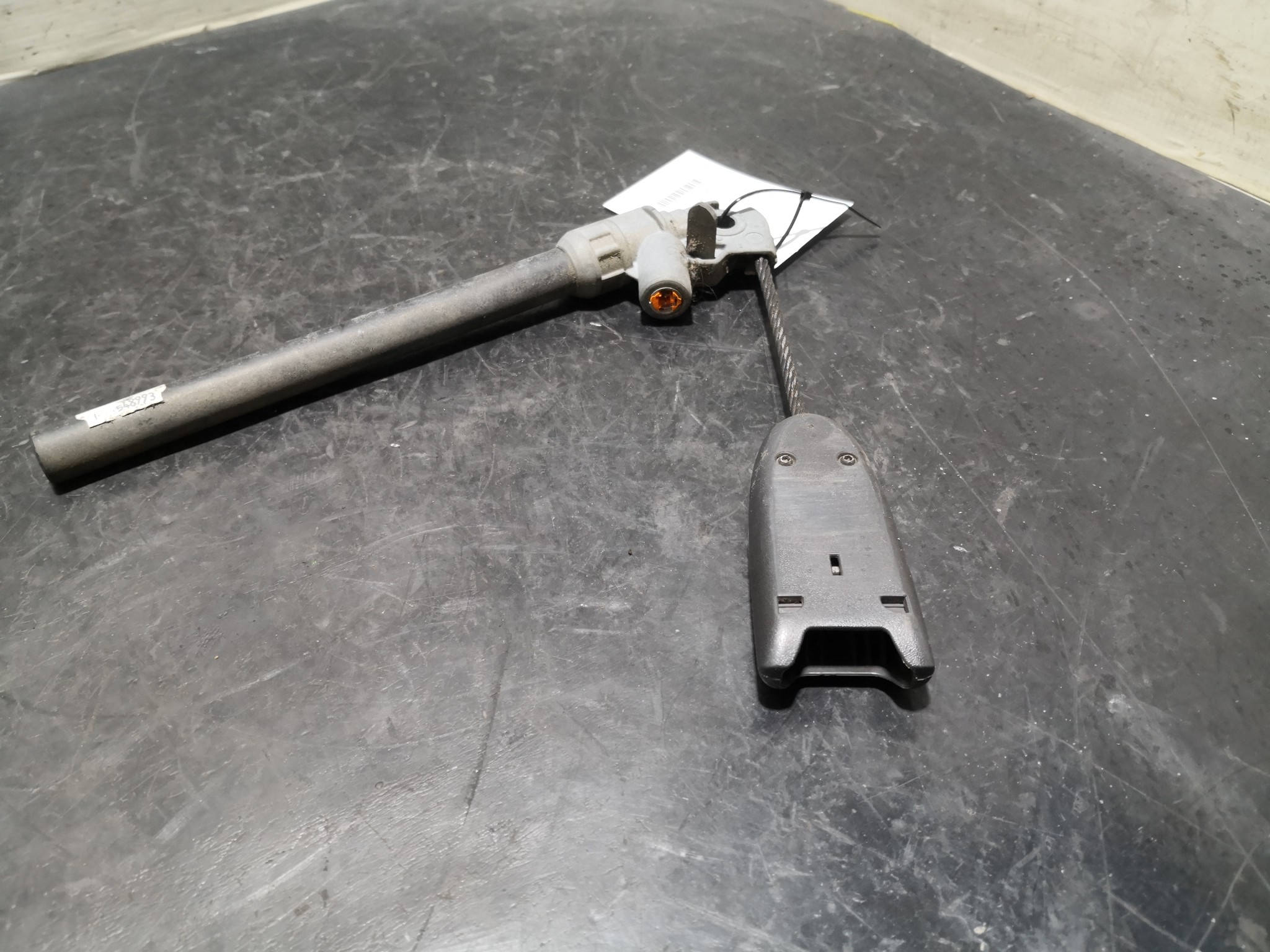 Engate Cinto Frente Esq RENAULT MEGANE II Grandtour (KM0/1_) | 03 - 12 Imagem-1