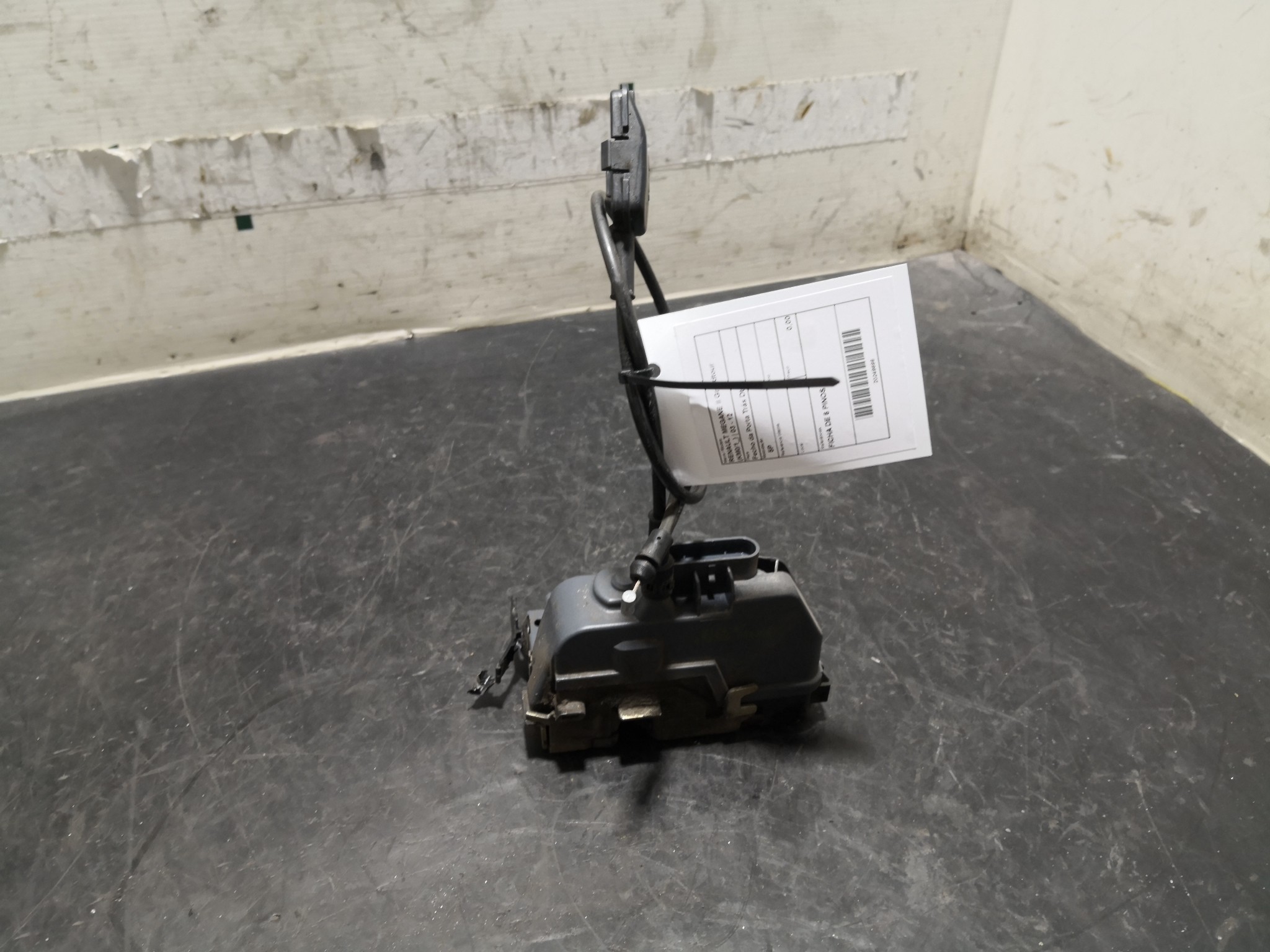 Fecho da Porta Trás Dto RENAULT - ID S_109698