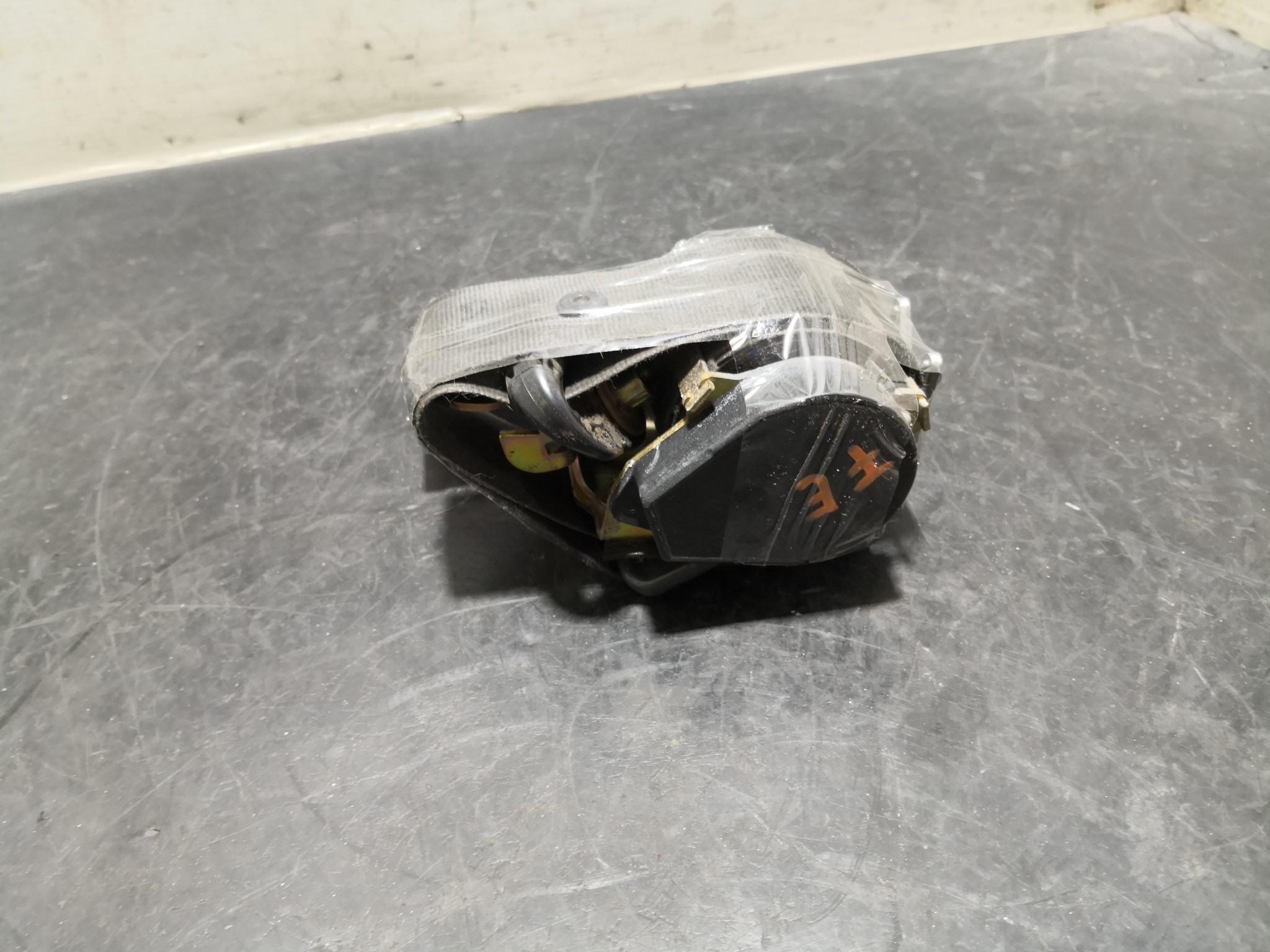 Cinto Frente Esq  RENAULT MEGANE II Grandtour (KM0/1_) | 03 - 12 Imagem-1