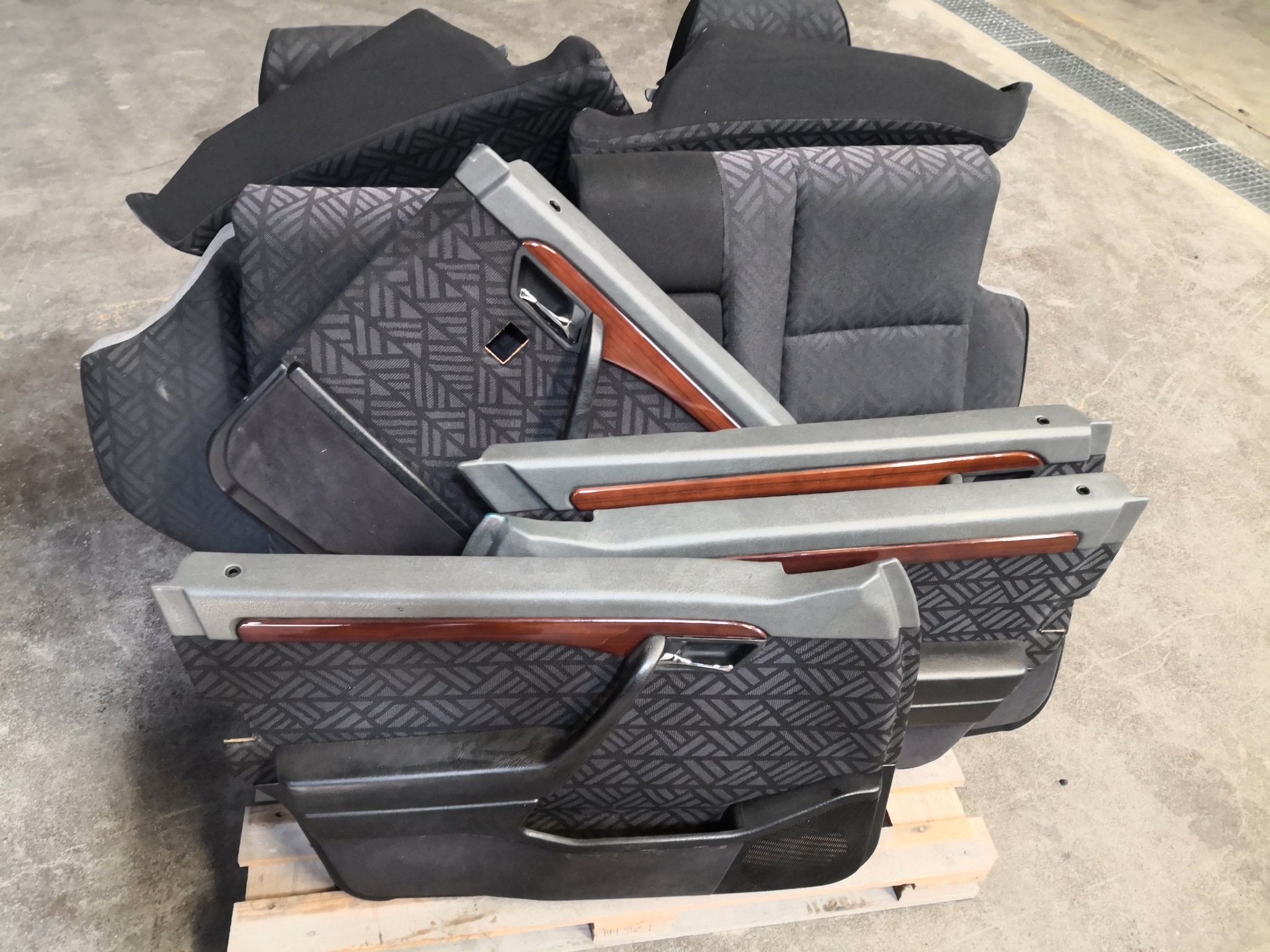 Interior Completo MERCEDES-BENZ C-CLASS (W202) | 93 - 00 Imagem-4